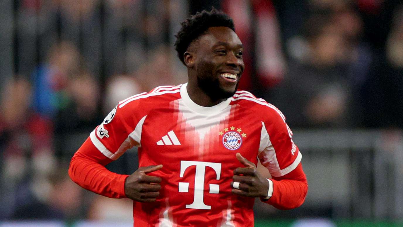 Kimmich & Neuer in awe of Davies after long-awaited Bayern return  