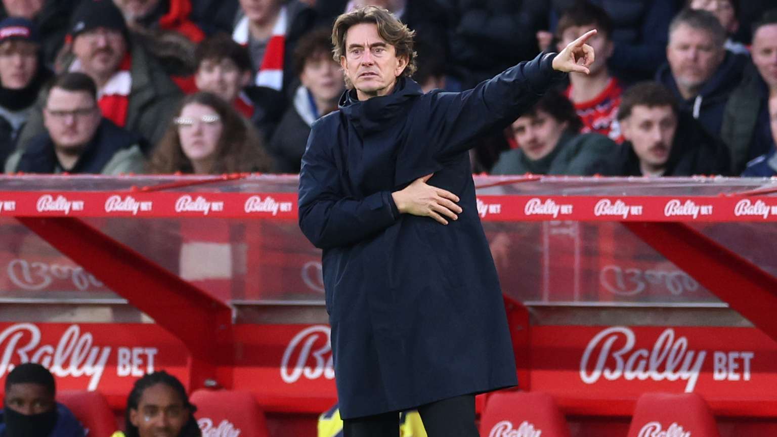 Fans demand Tottenham sack 'fool' Frank after Forest loss  