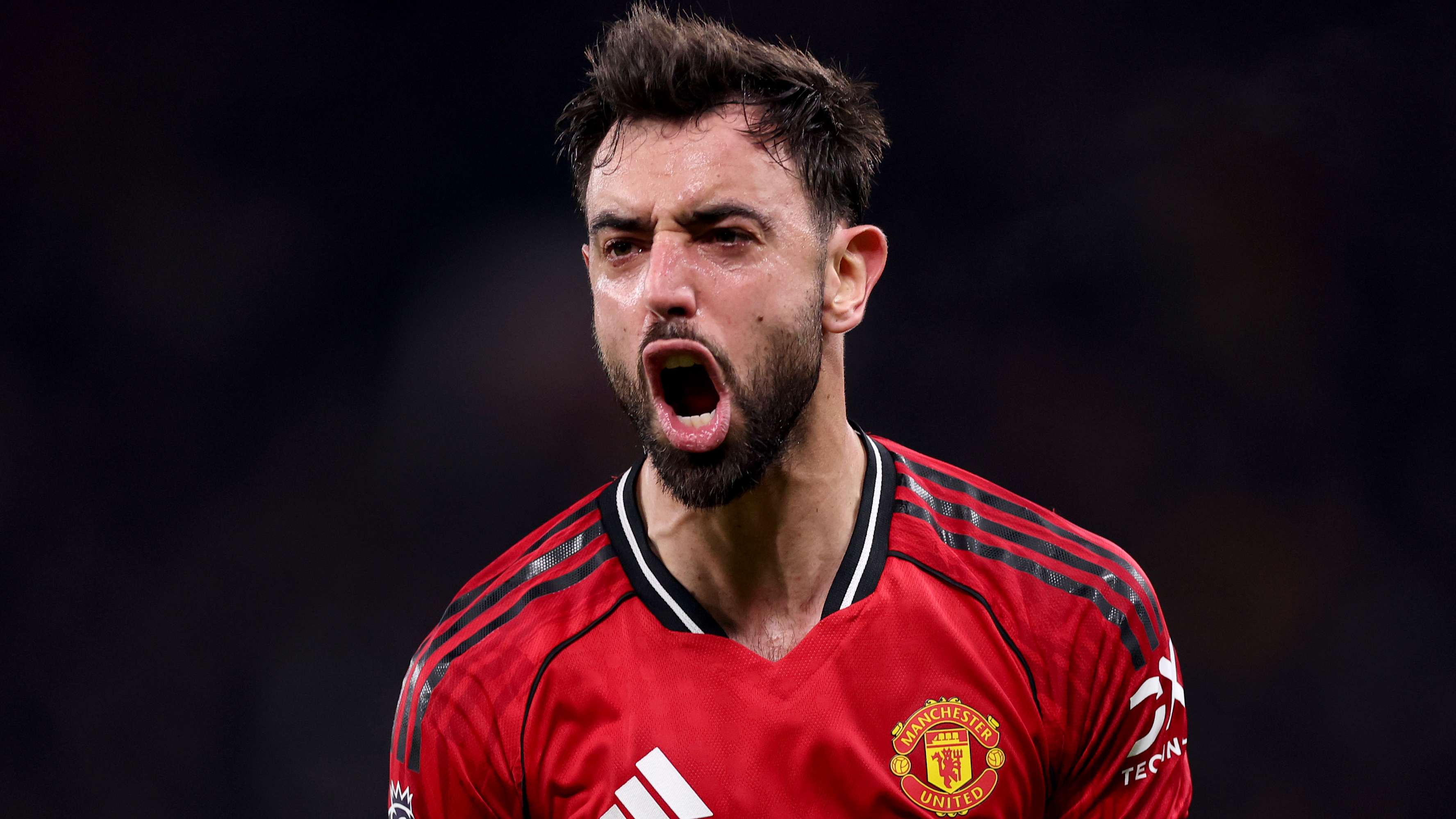 'Lazy' Fernandes criticism blasted by ex-Man Utd striker  