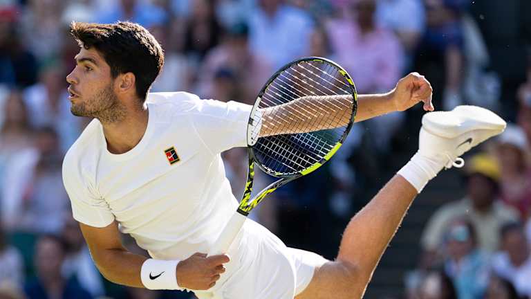 Aryna Sabalenka becomes seventh player to repeat as WTA Player of the Year  