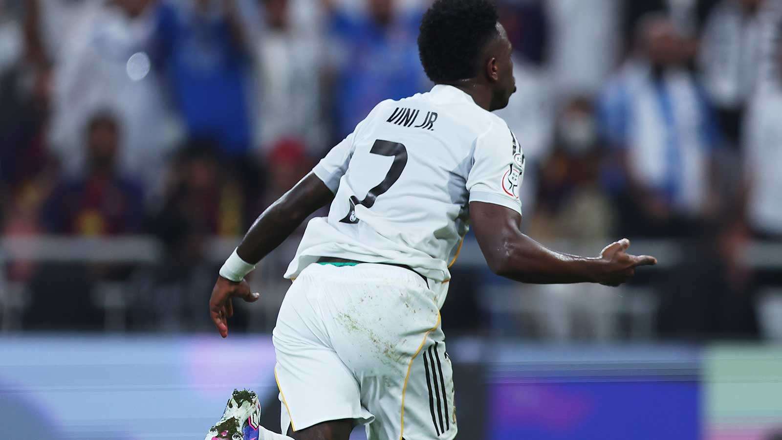 🎥 Vini scores amazing solo goal for Real in CRAZY Super Cup first half  
