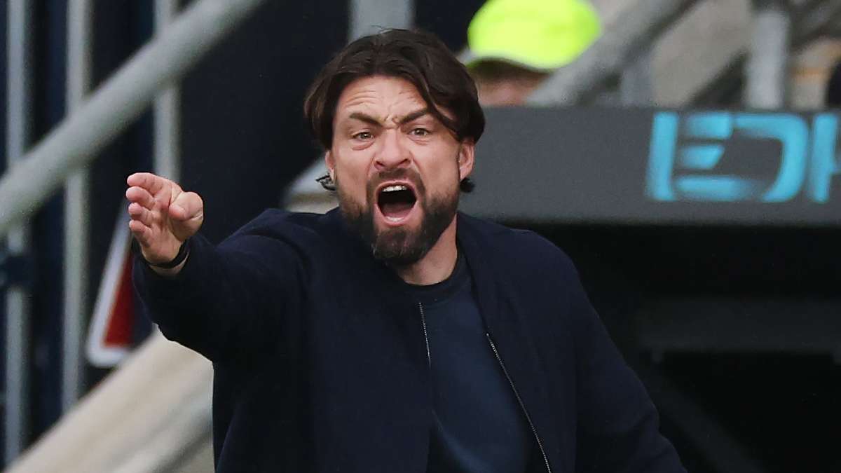 Ex-Rangers boss Martin set for shock return to management  