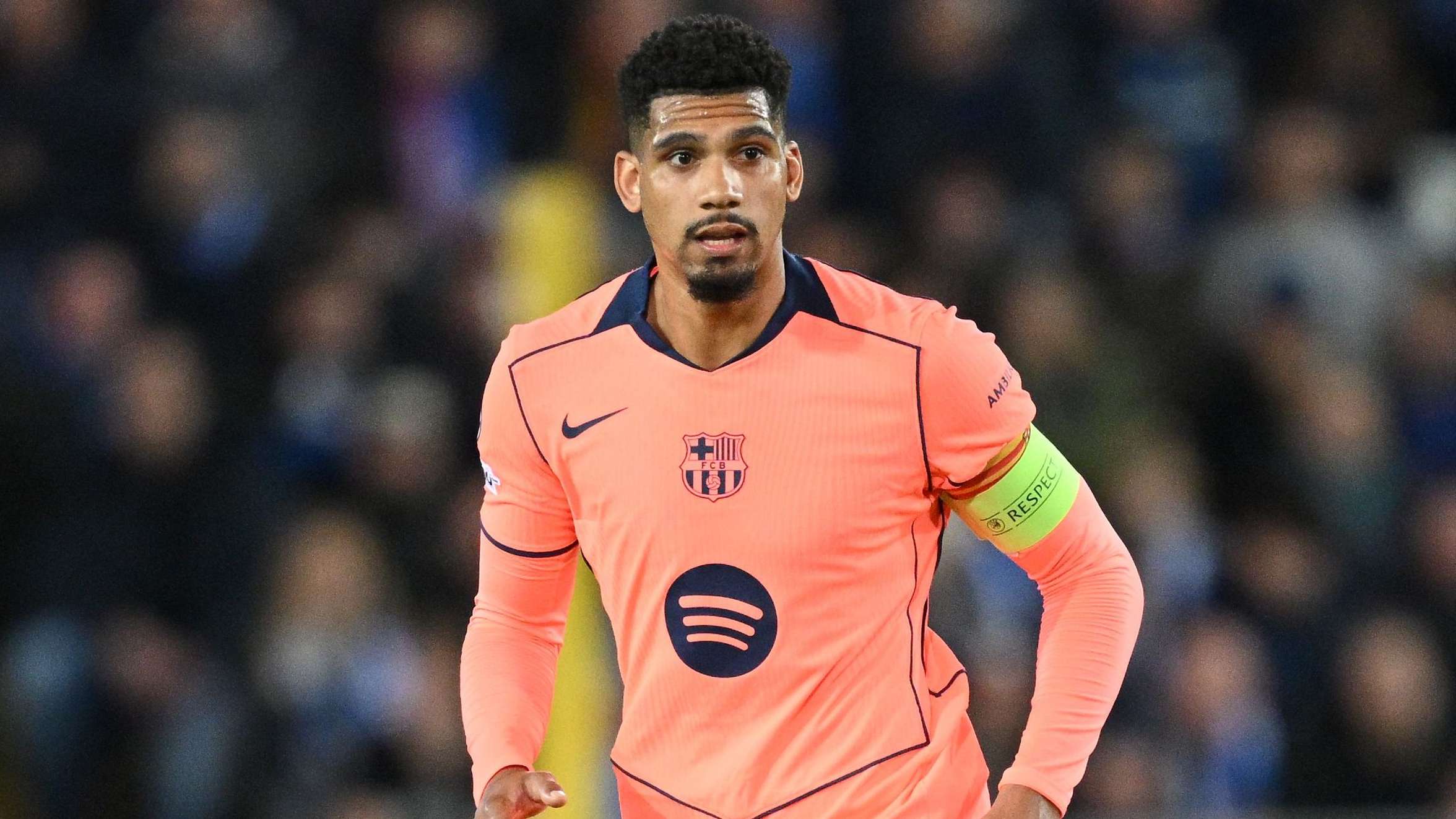 Araujo returns to Barca training after mental health break  