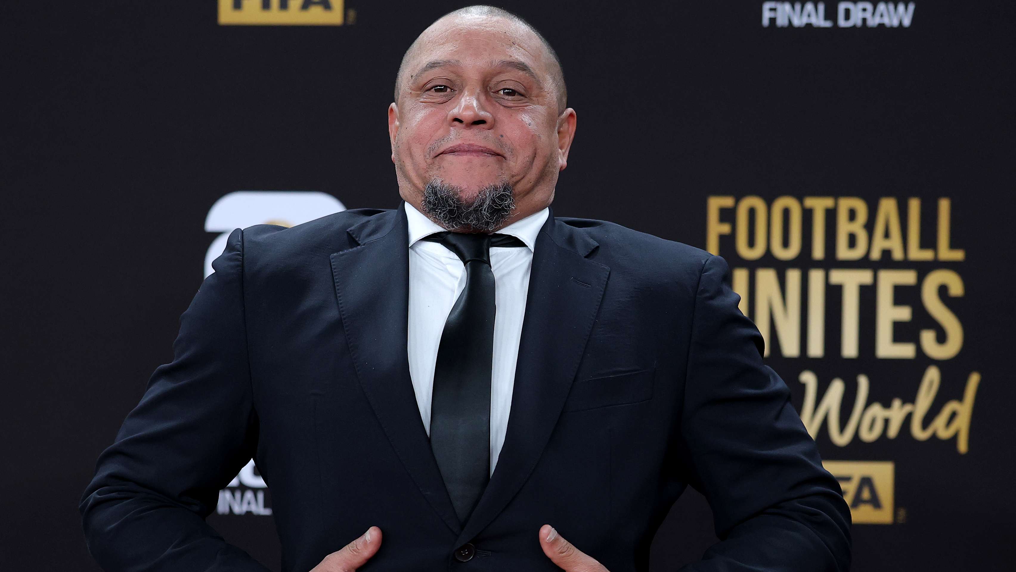 Brazil legend Roberto Carlos undergoes emergency heart surgery  