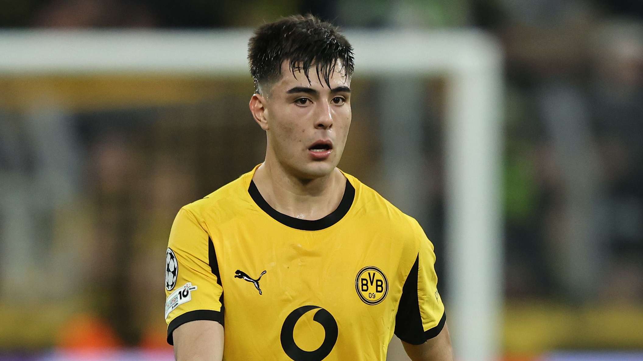 📽️ | Chelsea's Anselmino in tears as Dortmund loan cut short  