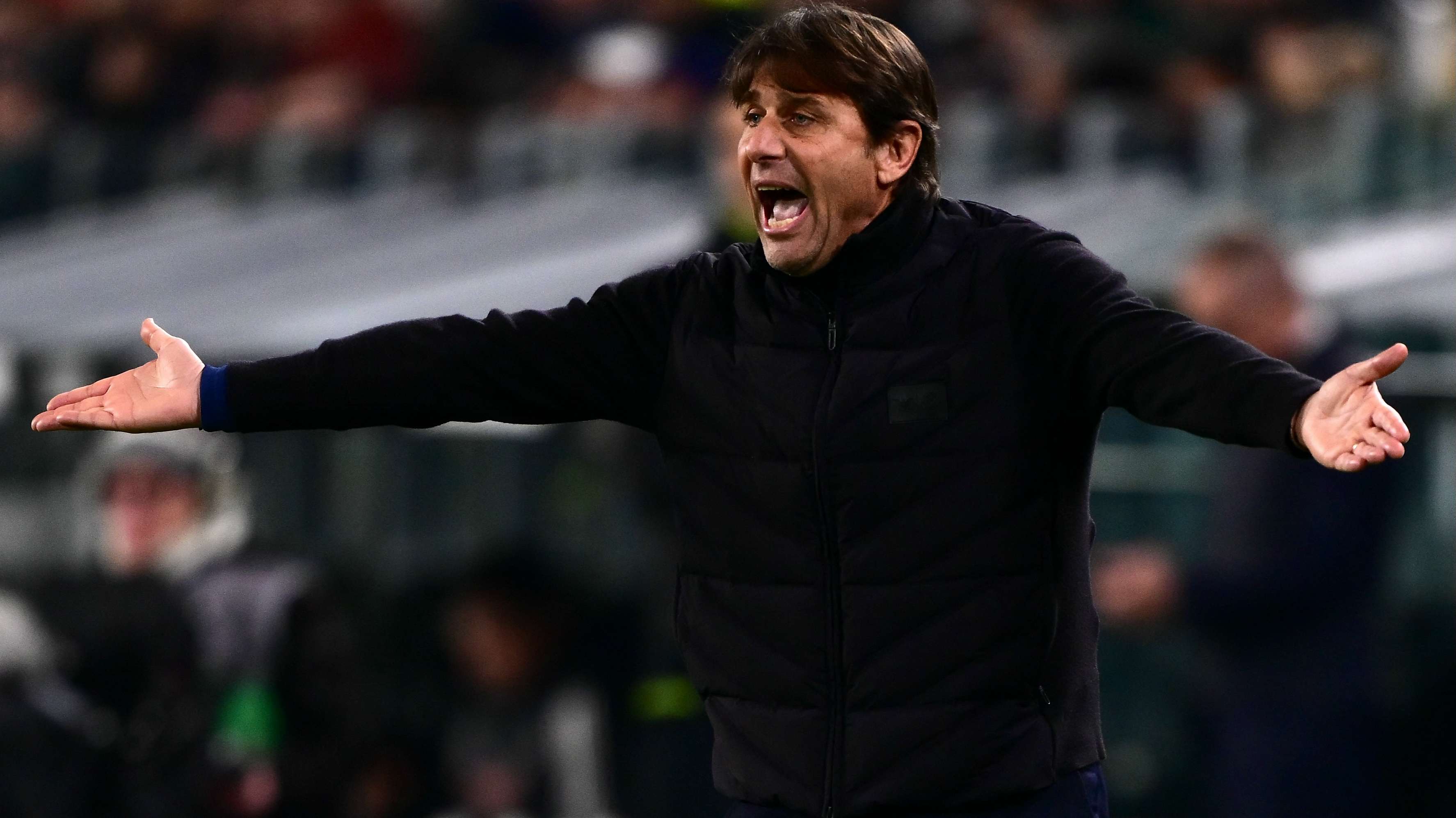 Conte declares state of 'real emergency' at Napoli  