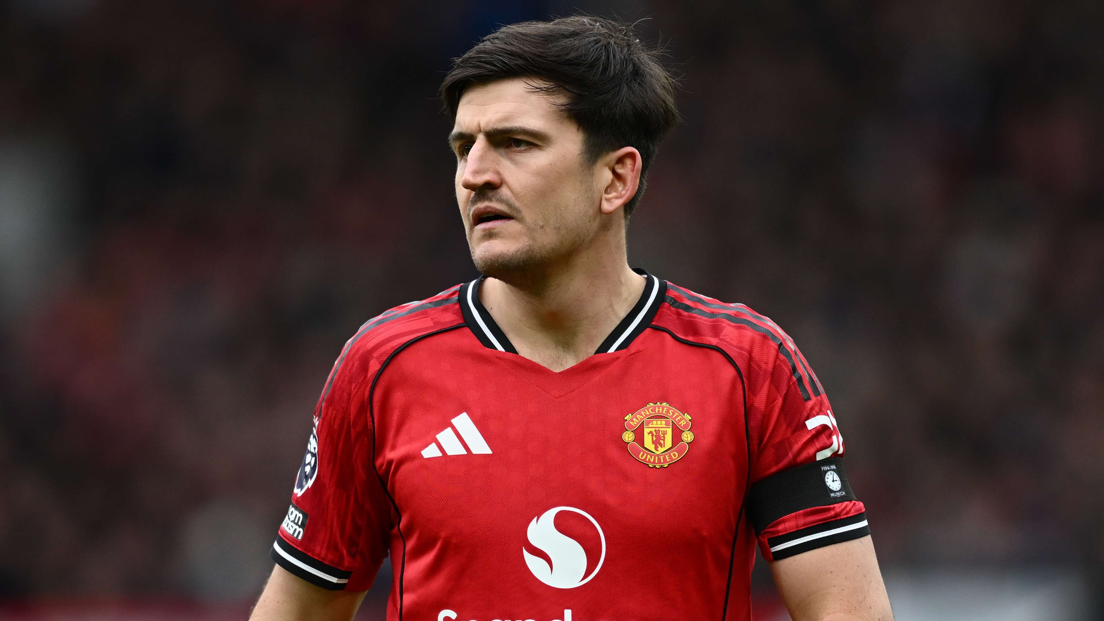 Man Utd make shock Maguire contract decision ahead of expiry  
