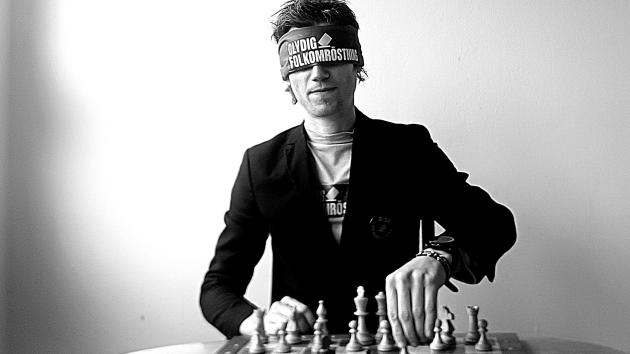Swedish GM Axel Smith To Attempt 49-Board Blindfold Record  