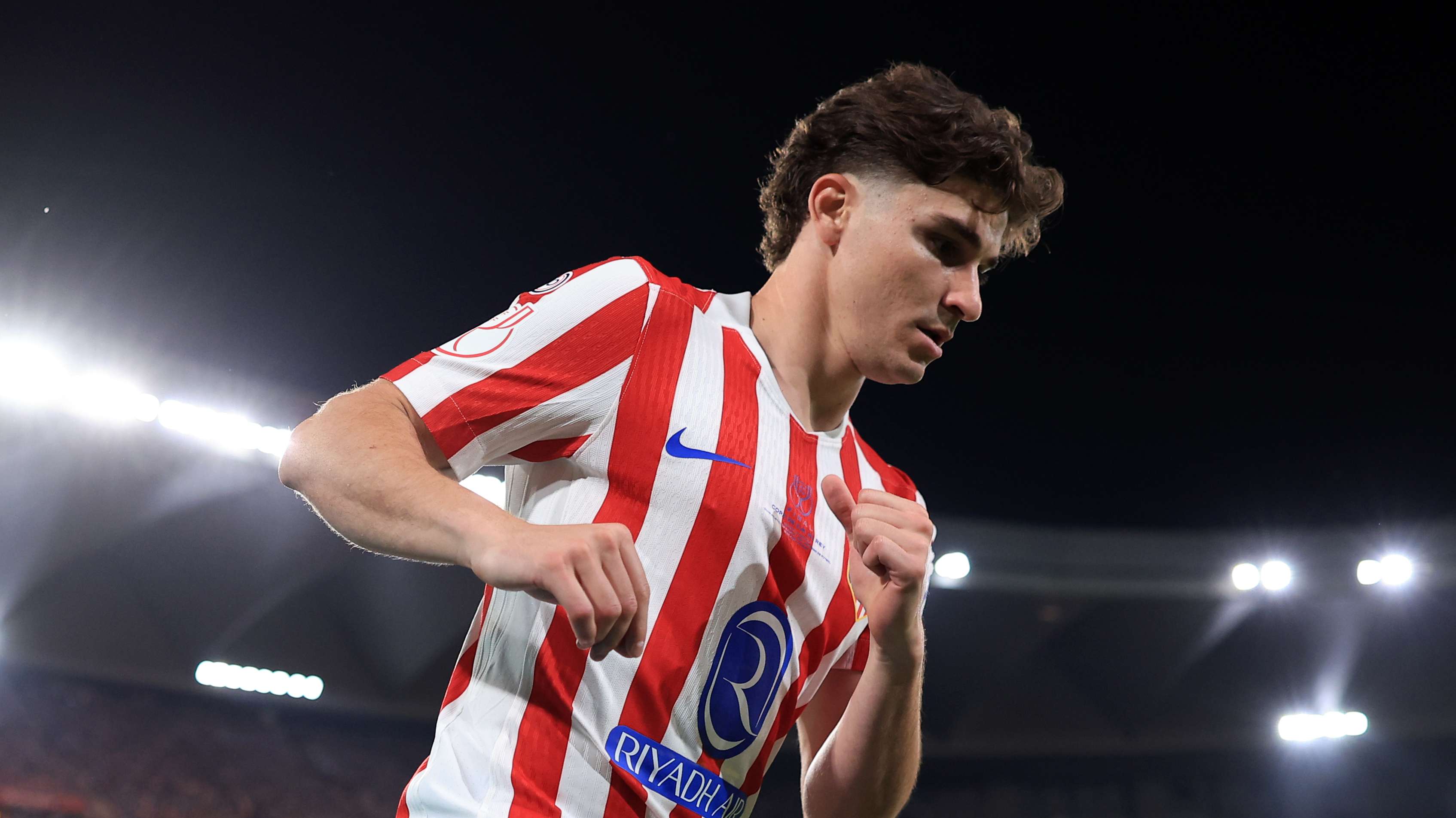 Barcelona preparing €130m bid for Alvarez  