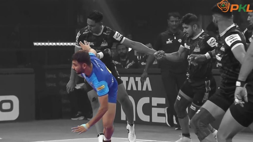 Taste Tackles ft. Ashu Singh & Bhavani Rajput (UP Yoddhas) | PKL Unplugged | Pro Kabaddi League  