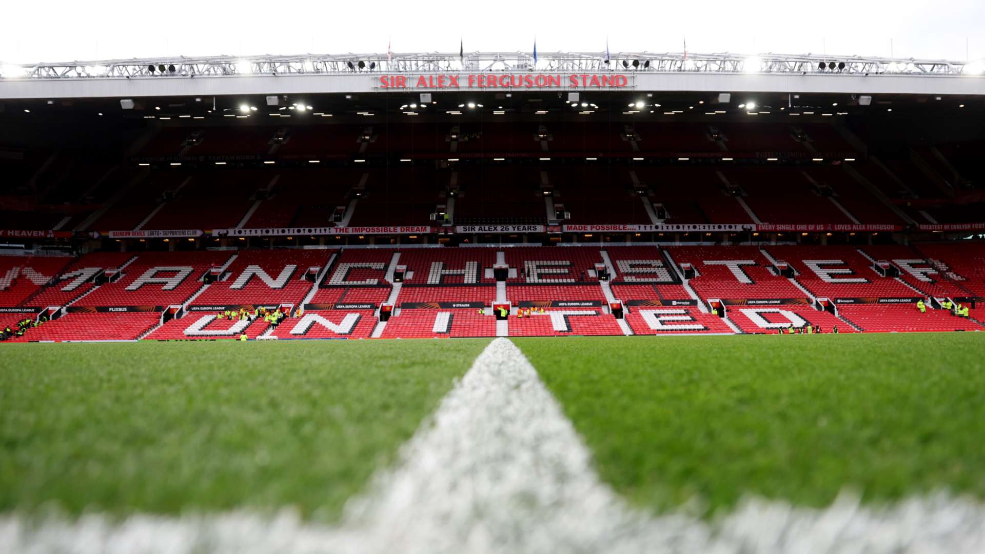 Man Utd sell Old Trafford pitch pieces  