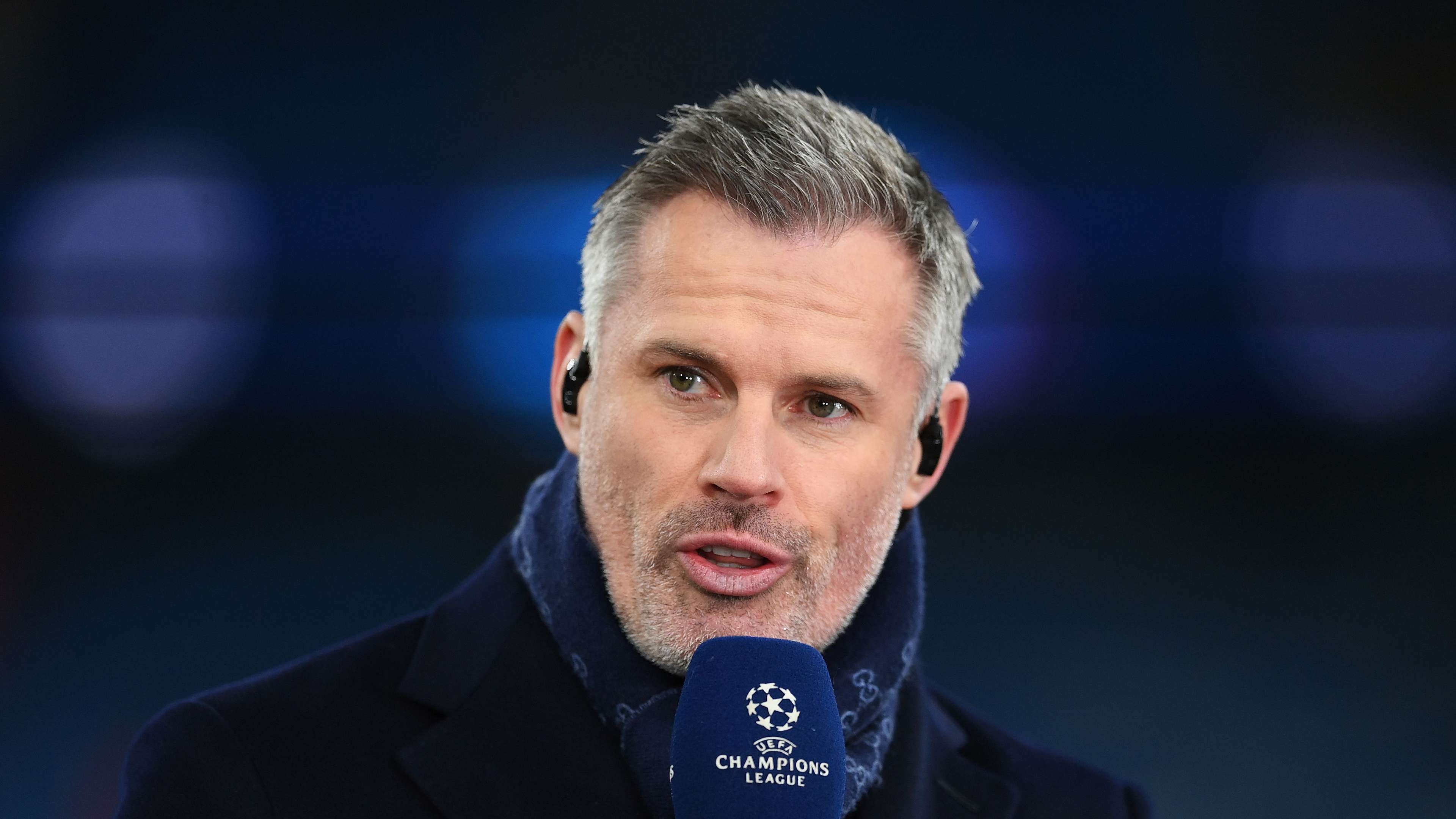 After the transfer market surprises: Carragher says only one team can challenge Arsenal  