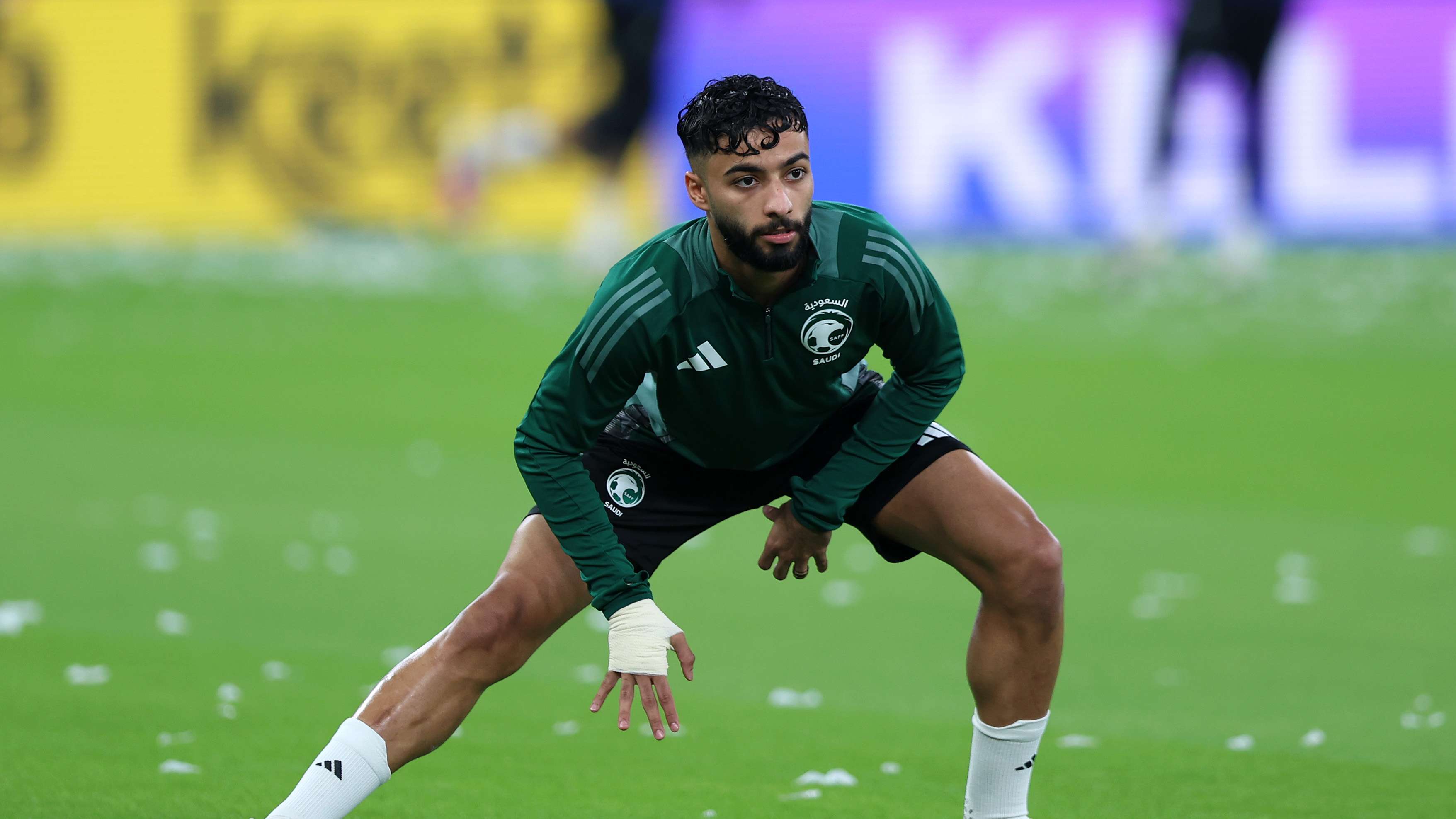 Abu al-Shamat: Playing alongside my brother in the national team is a source of pride, and our goal is to lift the Gulf Cup  
