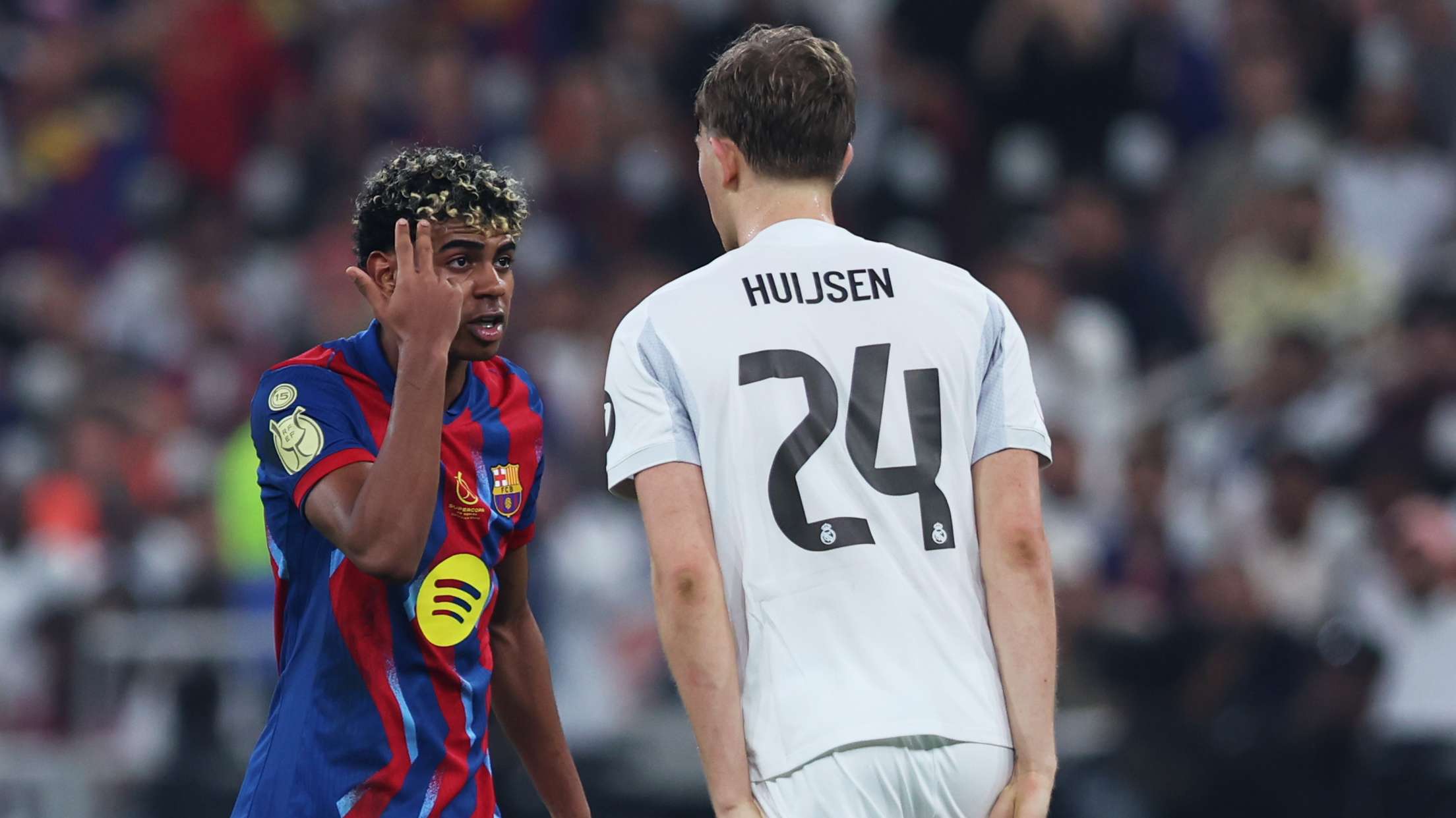 Photo: Yamal reacts to Real Madrid's defeat with a striking gesture  