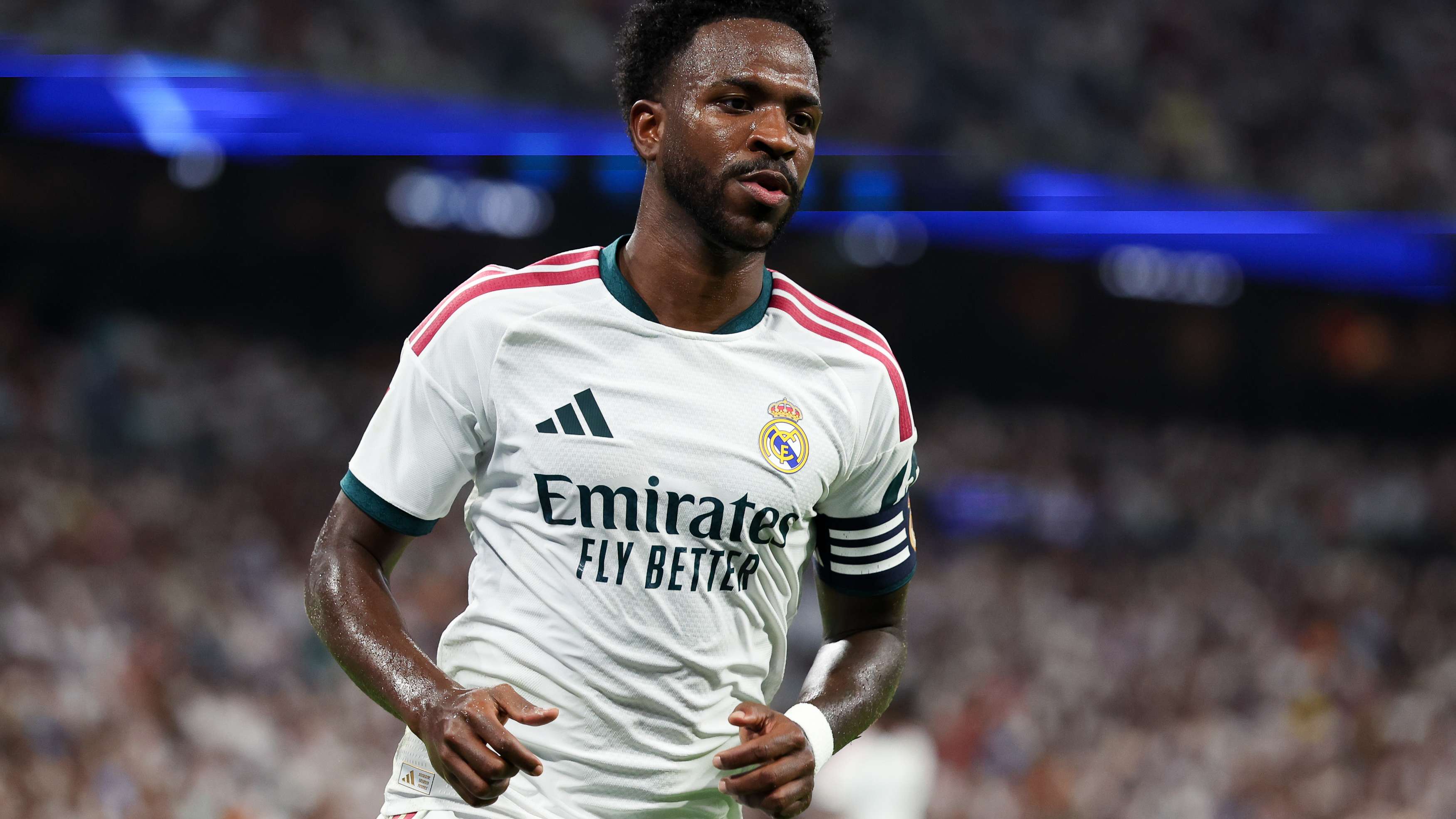 Vinicius Jr. and Fonseca reveal engagement rings  