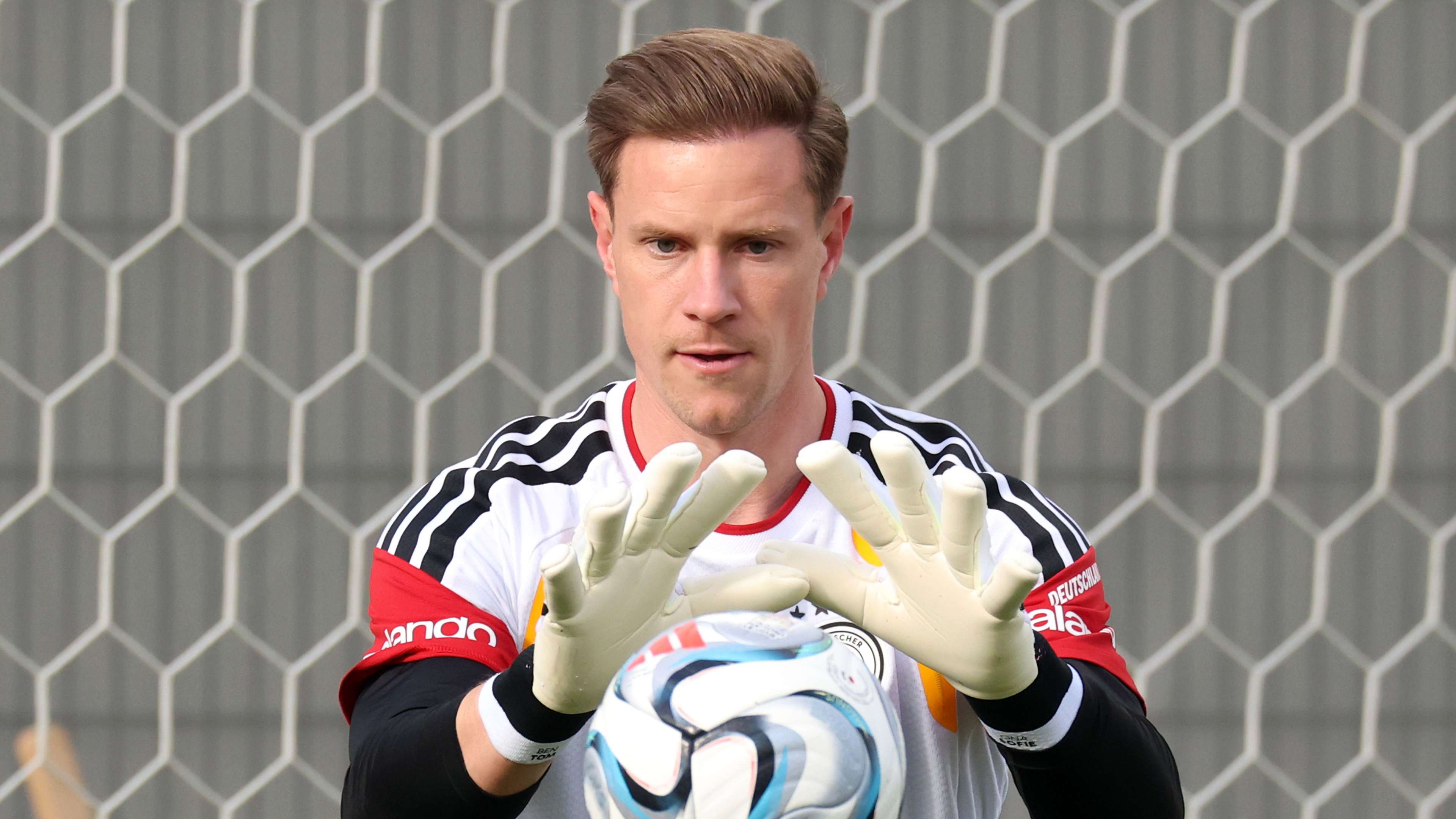 Barca plotting Ter Stegen sale following Ajax resurgence  