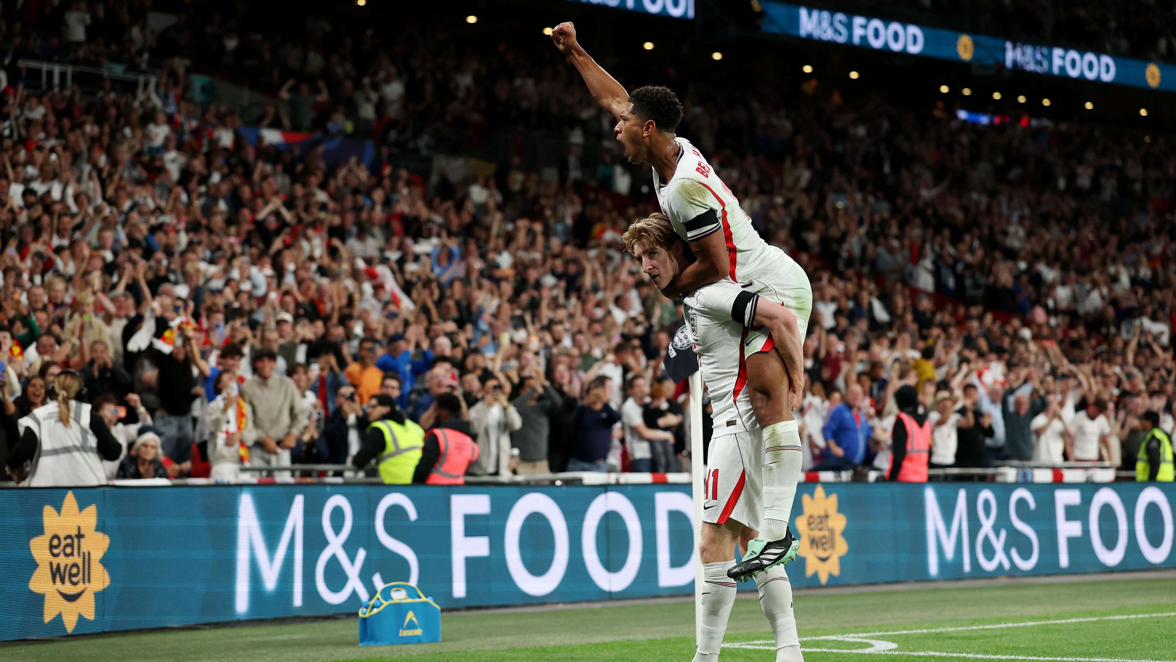 In the video: England turn the tables on Spain in four crazy minutes  