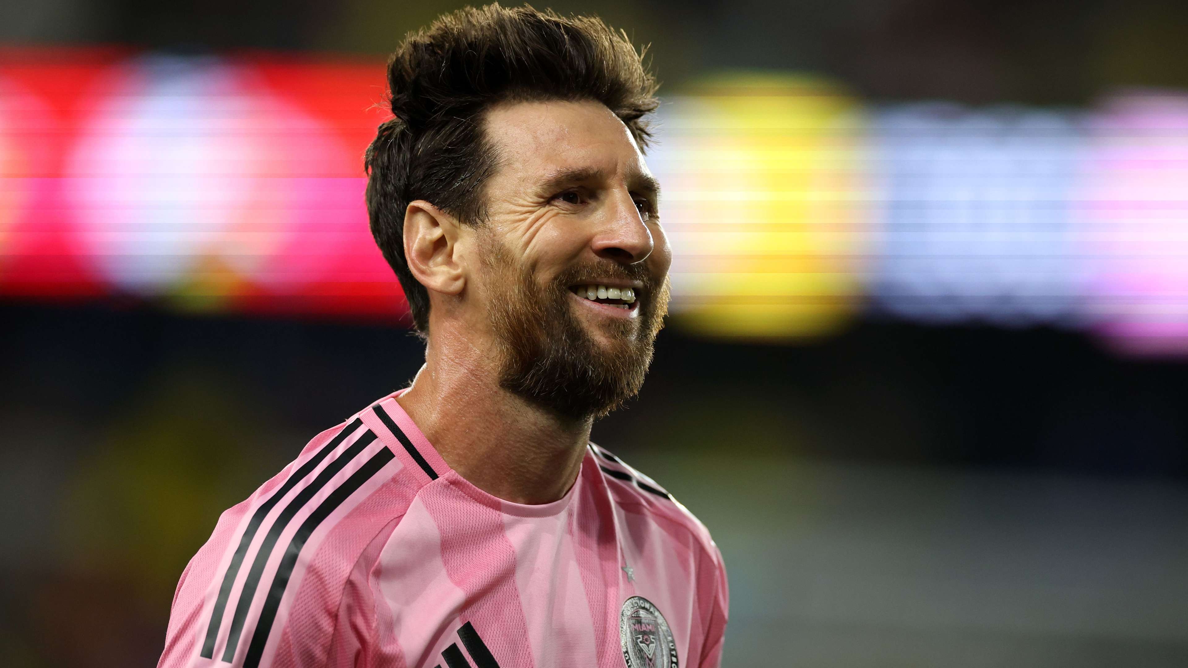 "An exceptional explosion with Inter Miami": Messi two steps away from a historic throne  