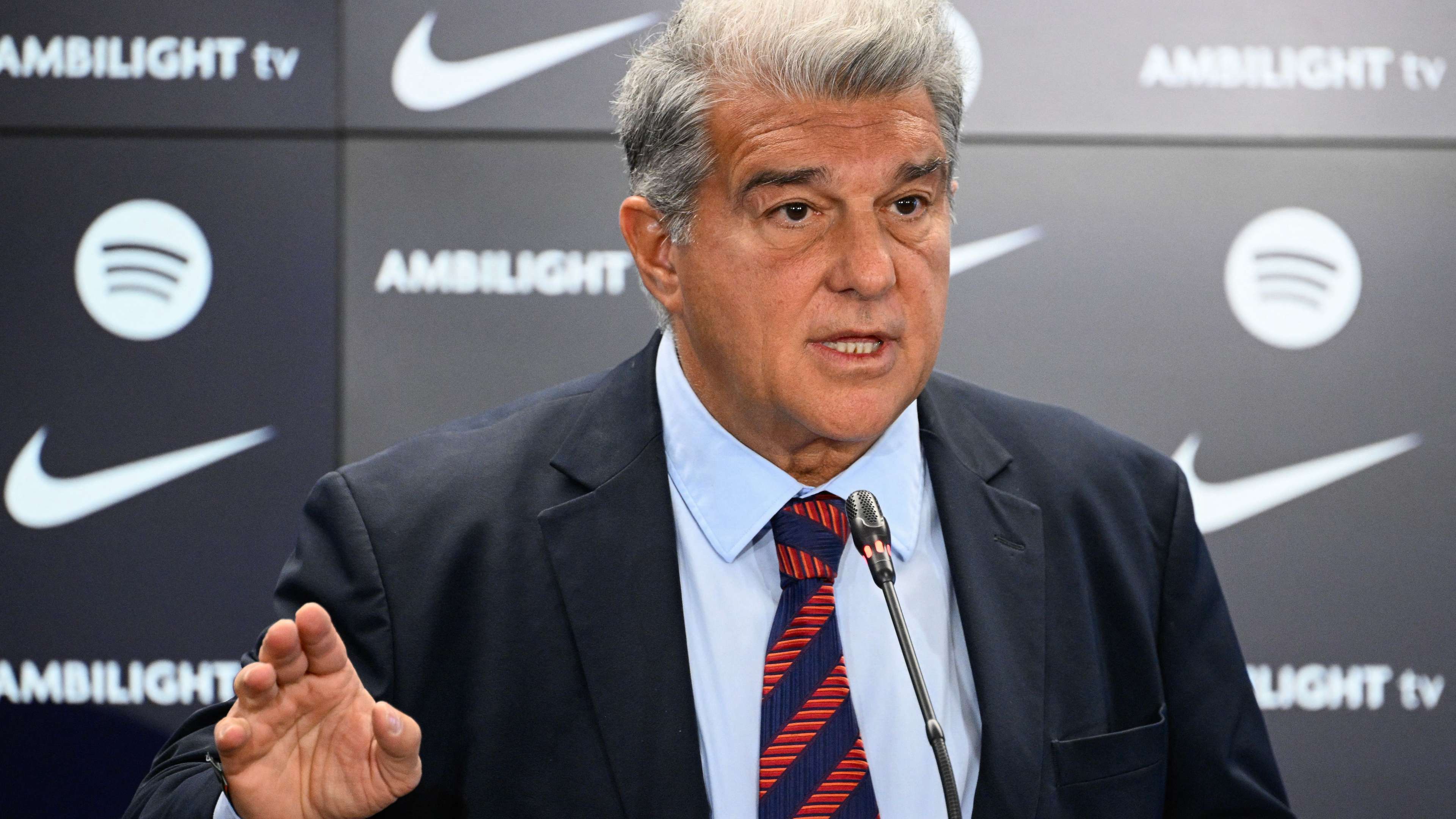 A last-minute U-turn: why did Laporta fly to Italy?  