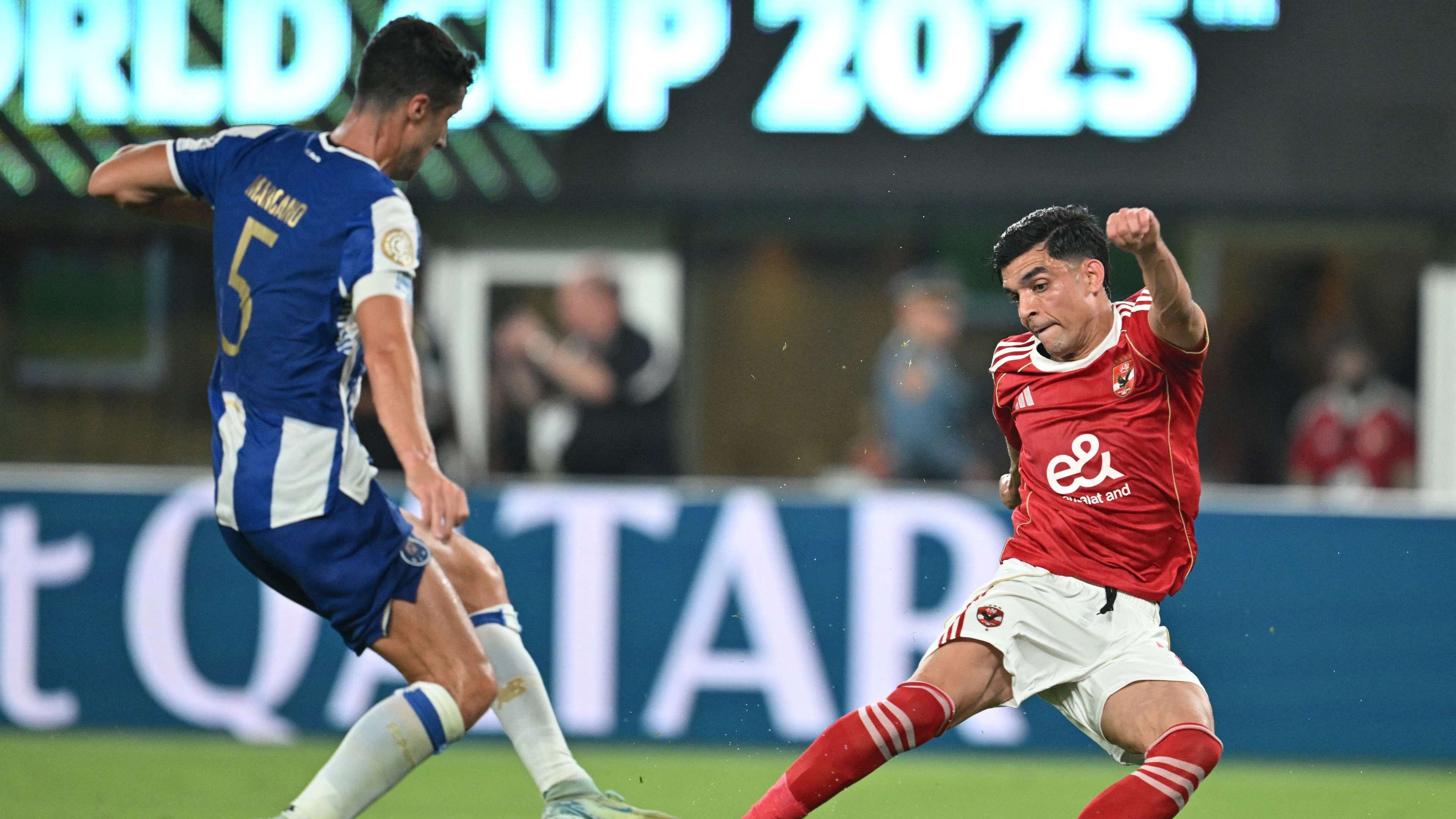 Will he move to Pyramids? An obstacle in the way of Achraf Bencharki's renewal with Al Ahly  