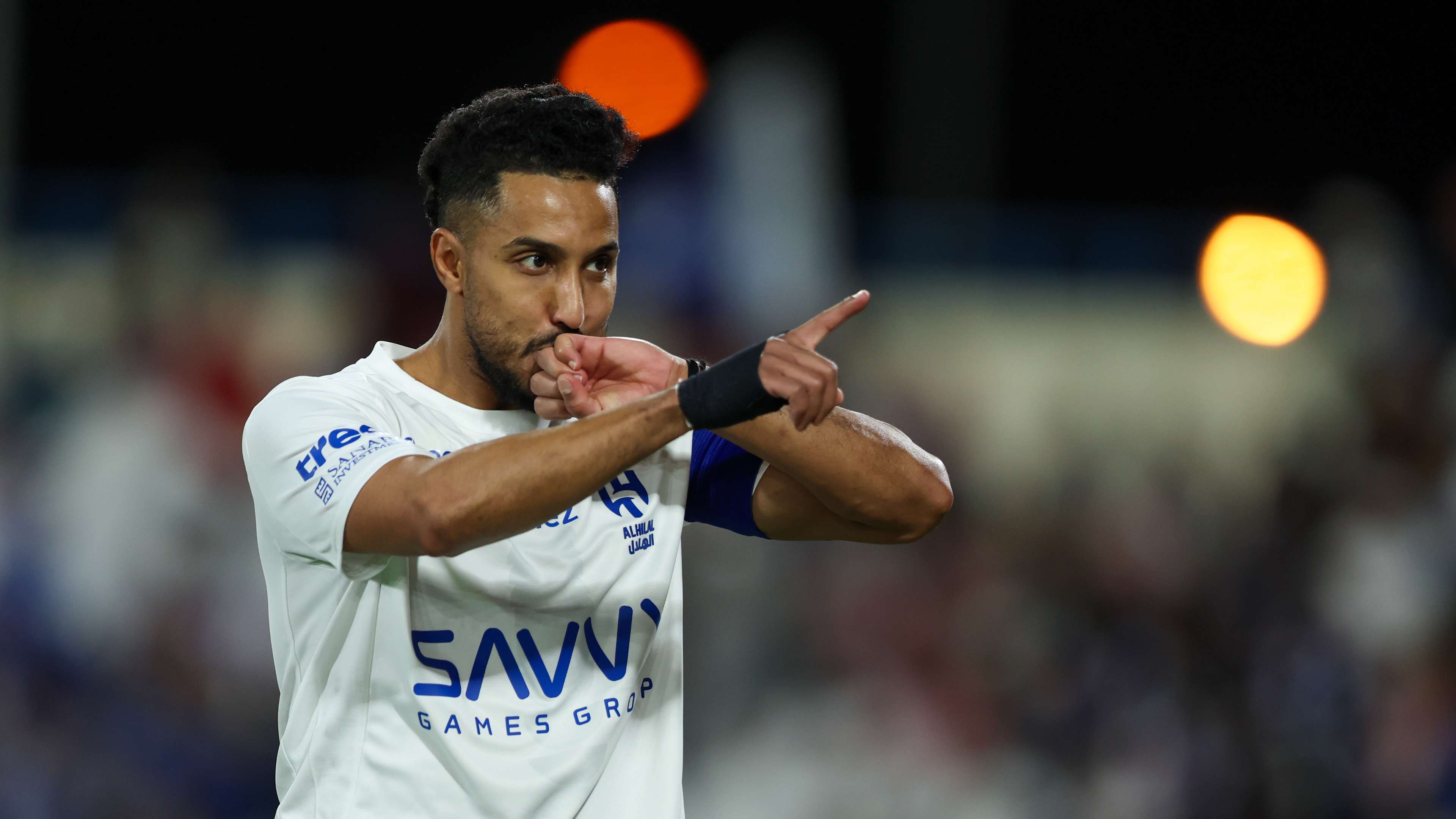 From star to third substitute: Salem Al-Dawsari returns to Al-Hilal training before the Clasico  