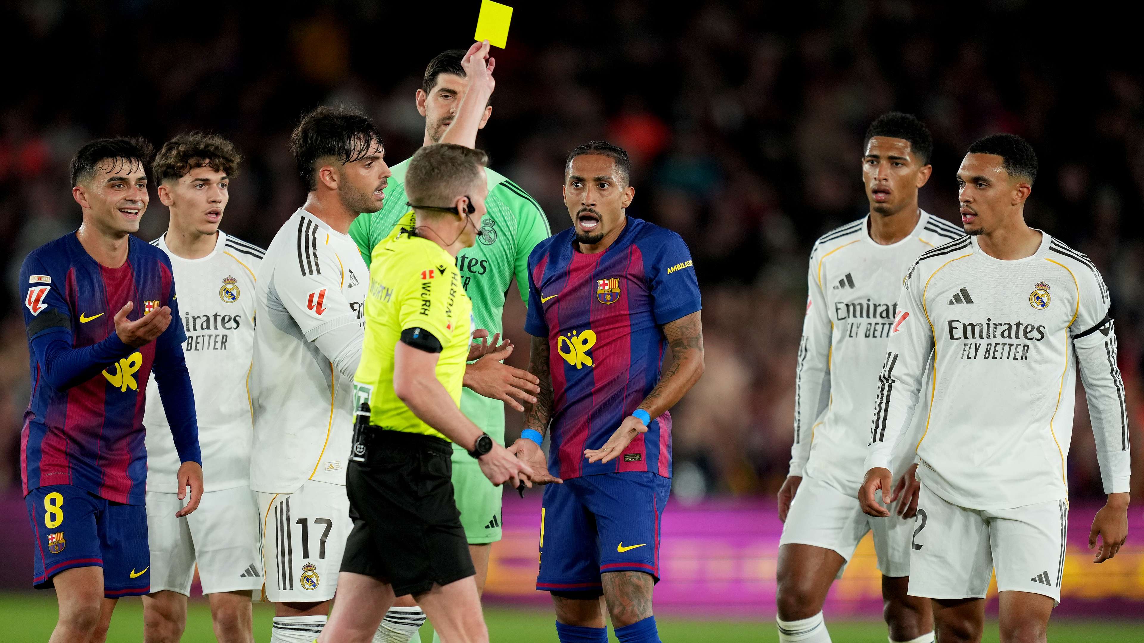 "Refereeing on demand": Real Madrid's channel begins the psychological war ahead of the Clasico  