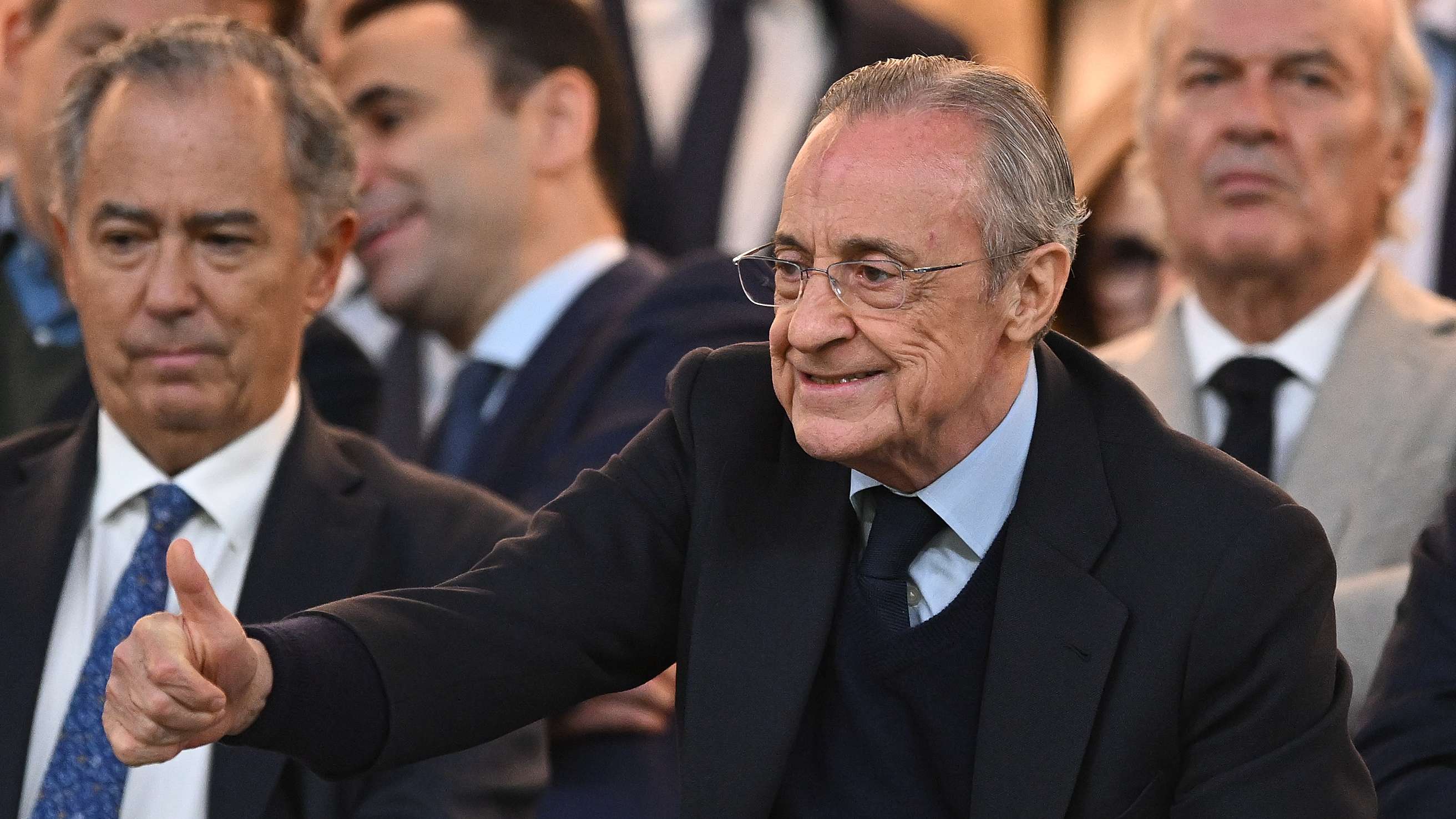 Attempted bribery and pressure from Perez? Former France Football director: it is strange to nominate Mbappe for the Ballon d'Or!  