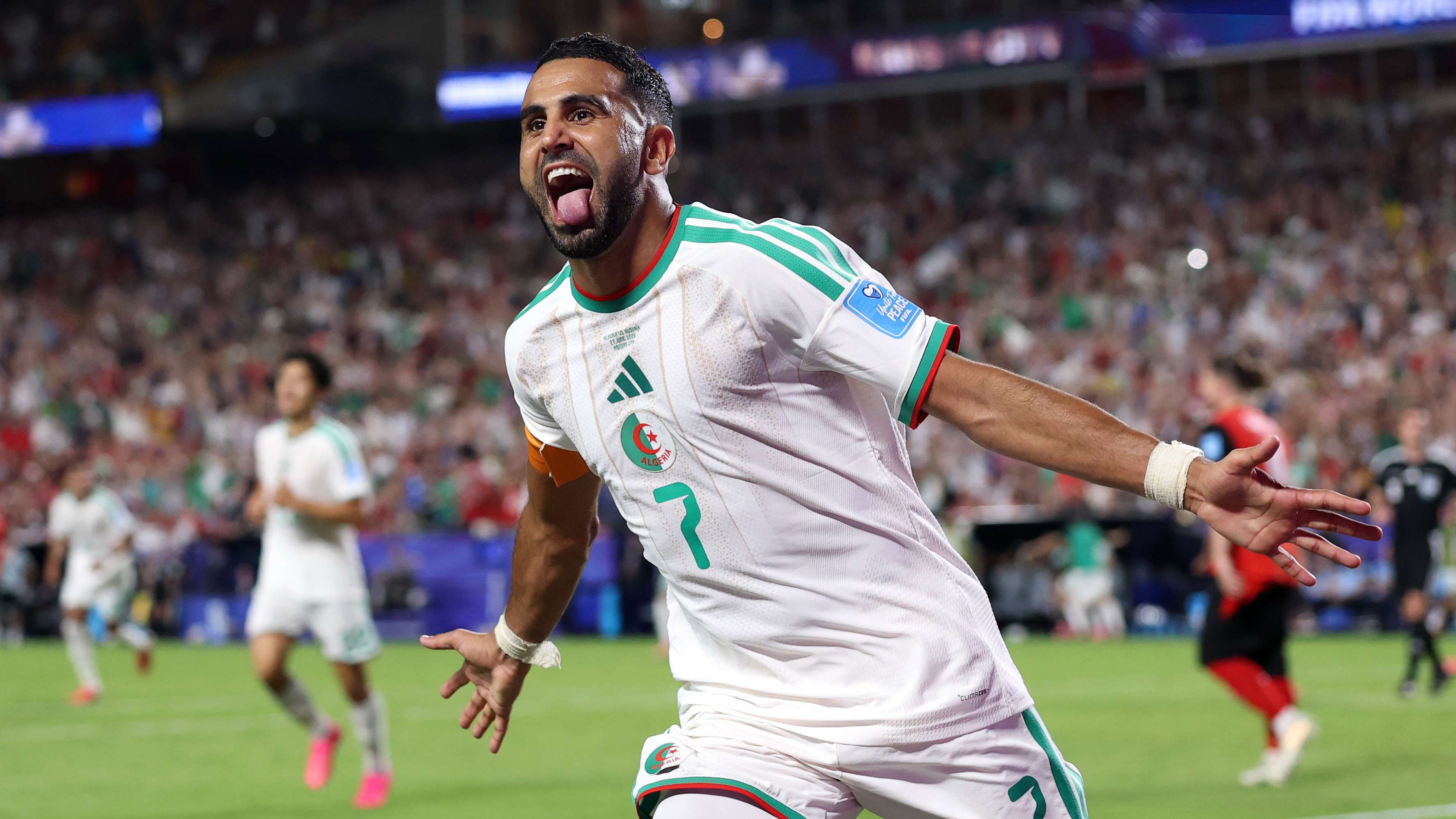 Mahrez sends a heartfelt message to Al-Ahli Saudi fans  