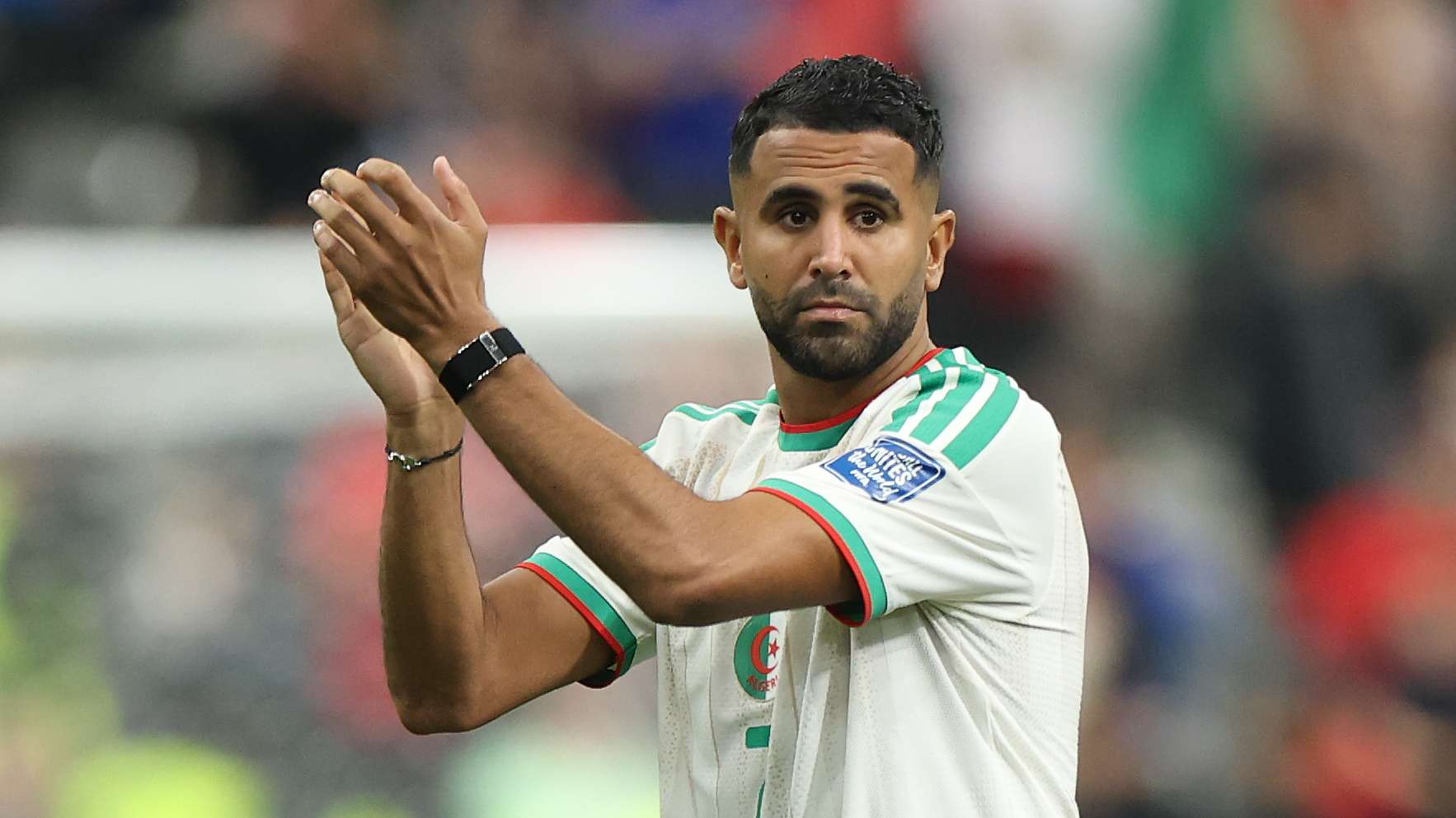 Fifth stop: Al-Shamal of Qatar announce the signing of Riyad Mahrez  