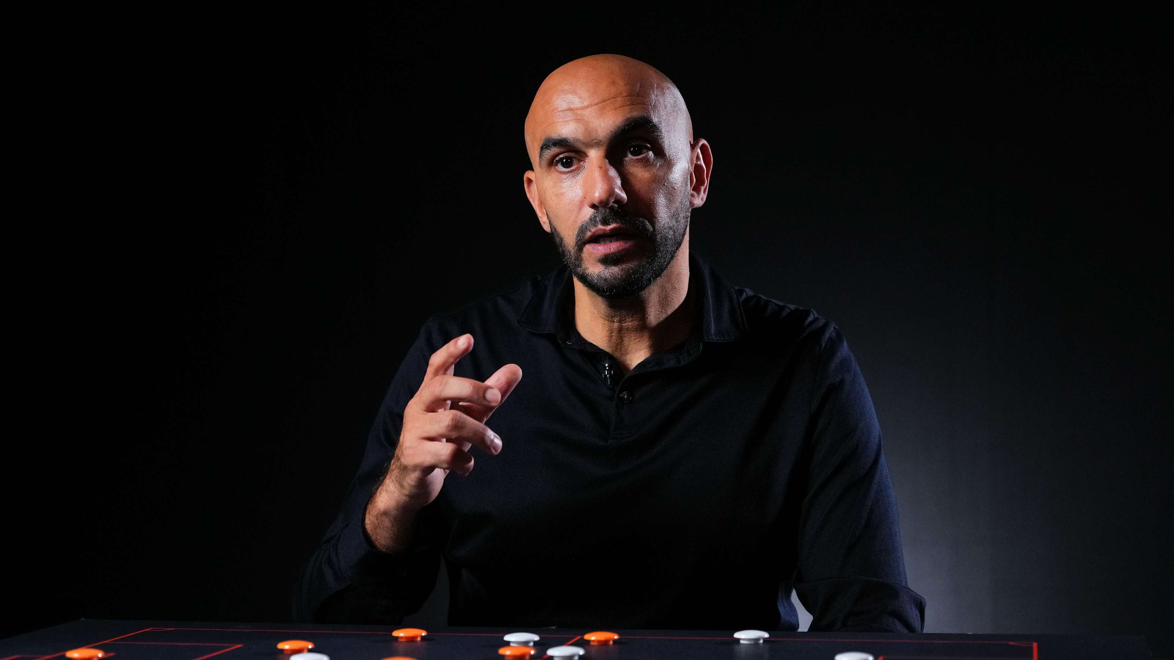 "Be a man": Former Morocco star opens fire on Regragui  