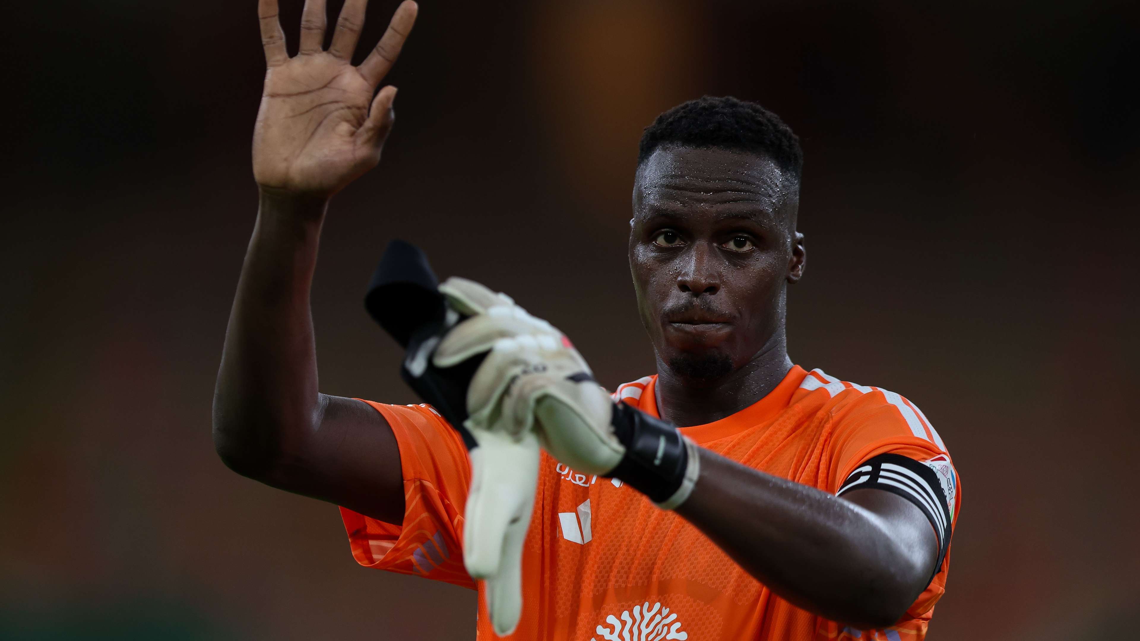 Benefits of postponing the Clasico: Al Ahli regain Mendy before the Al Feiha clash  