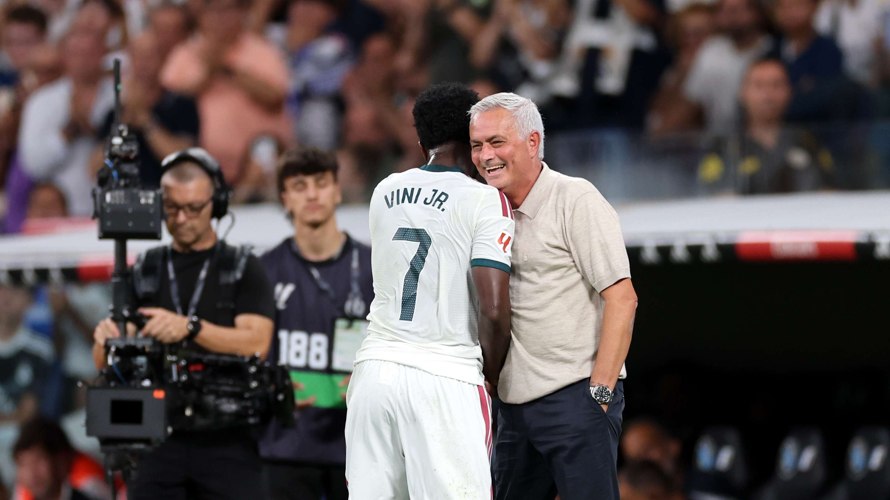 "I will criticise him in that case": a surprise statement from Mourinho about Vinicius's angry moment  