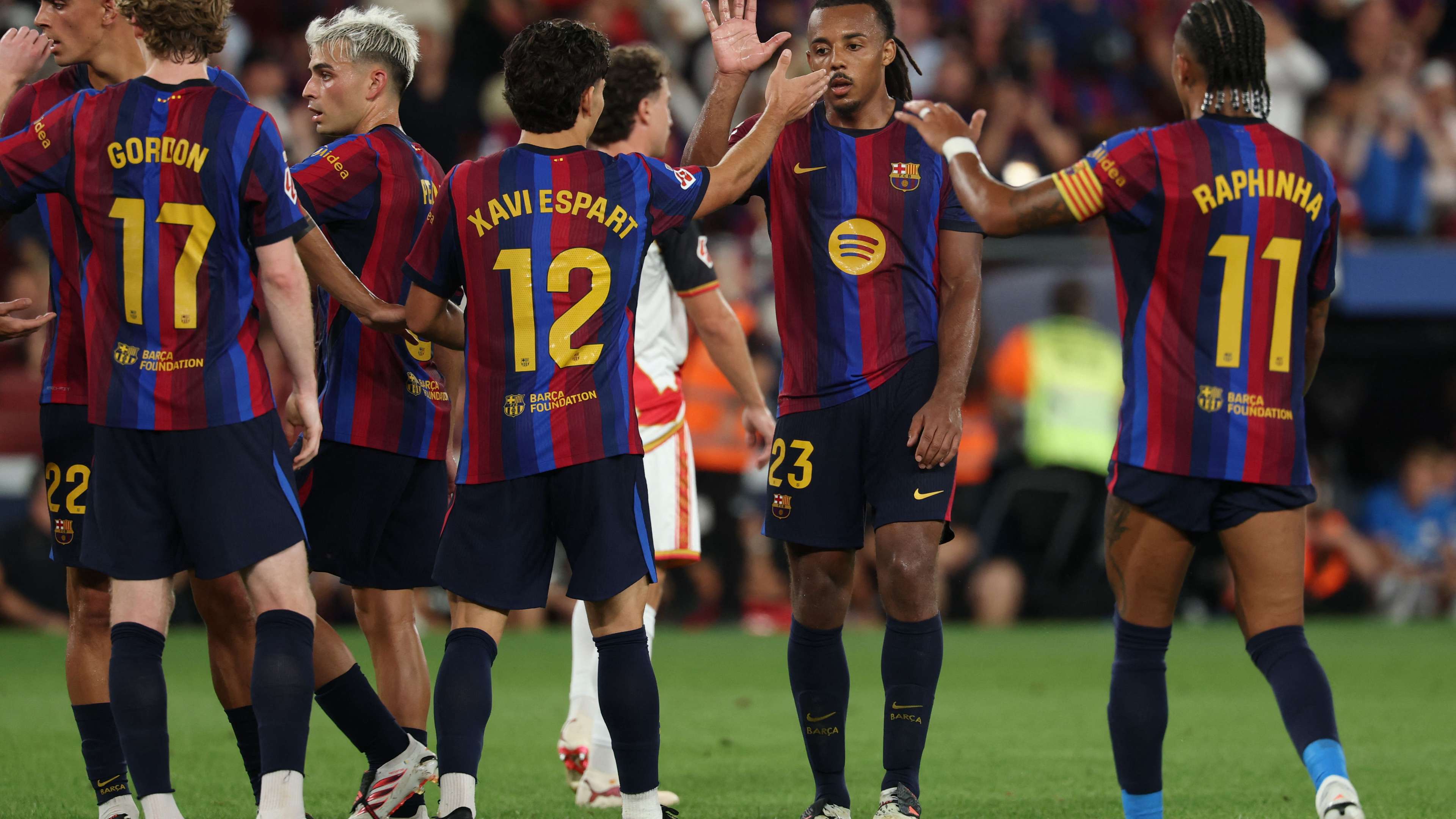 Amid interest from Premier League giants: Barcelona star makes his decision on leaving  