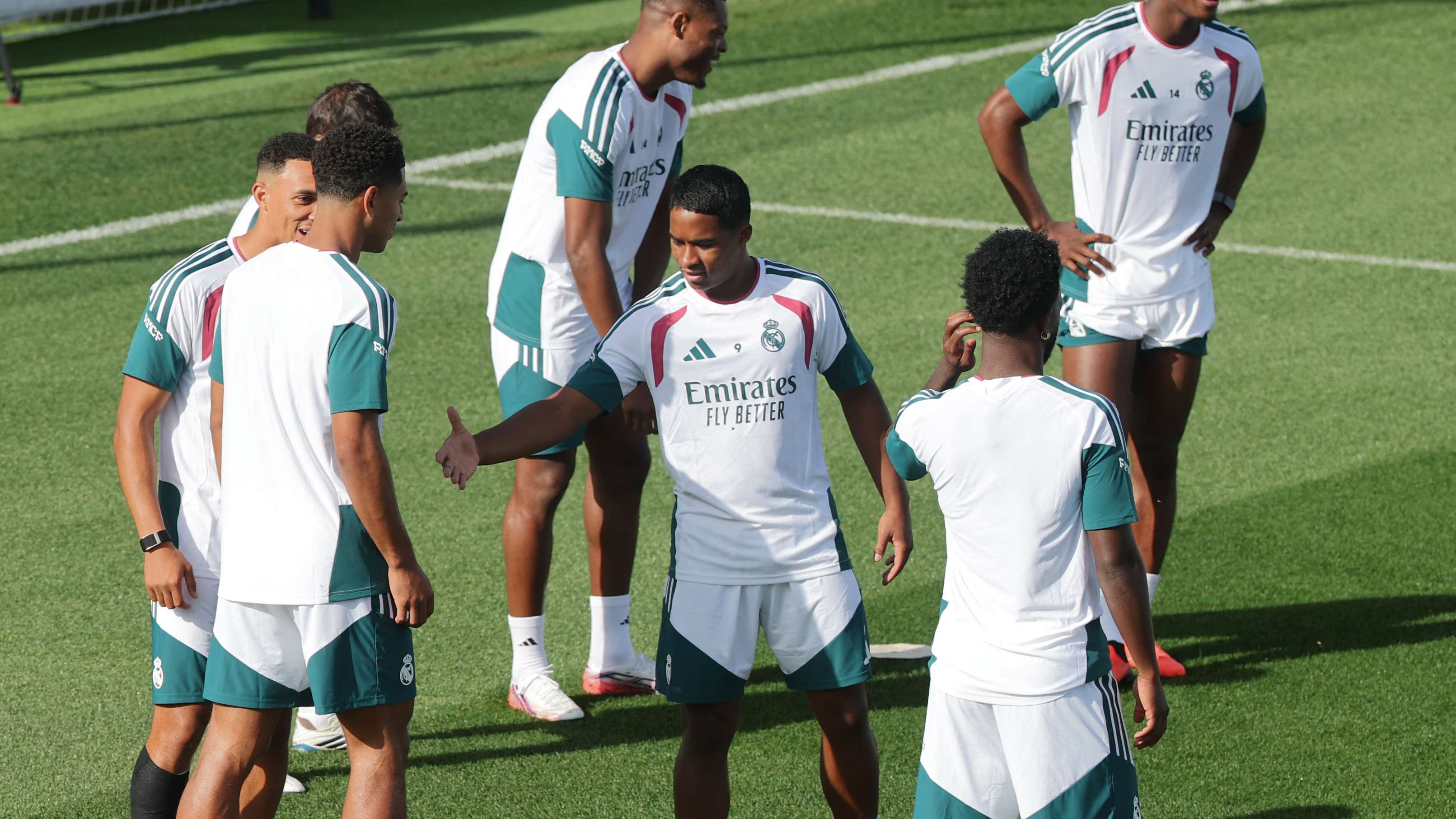 To Milan: Real Madrid star settles his future, following in Modric's footsteps  