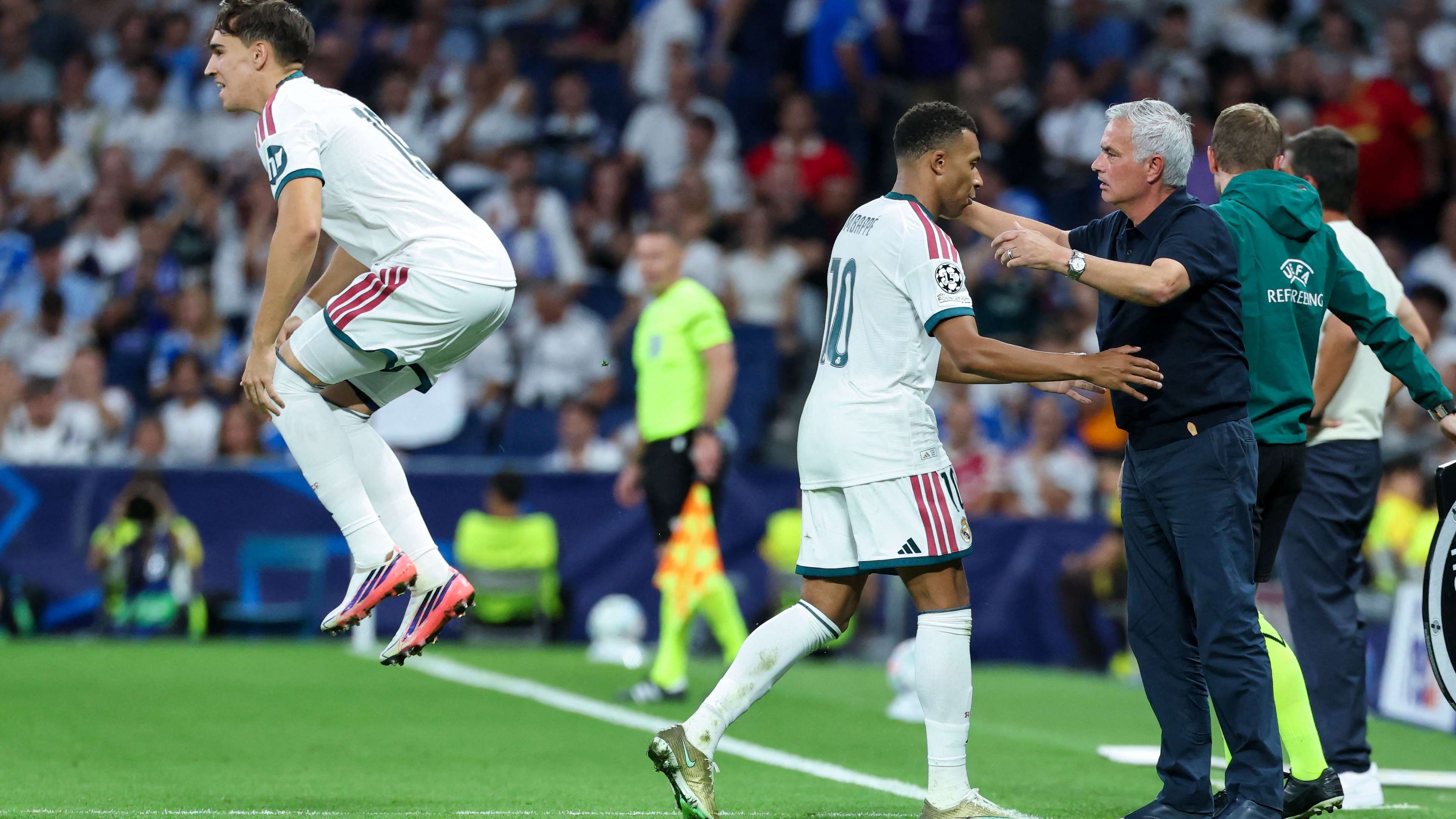 Anticipation over Mourinho's stance: Mbappé returns to Real Madrid with an injured body and cryptic messages  