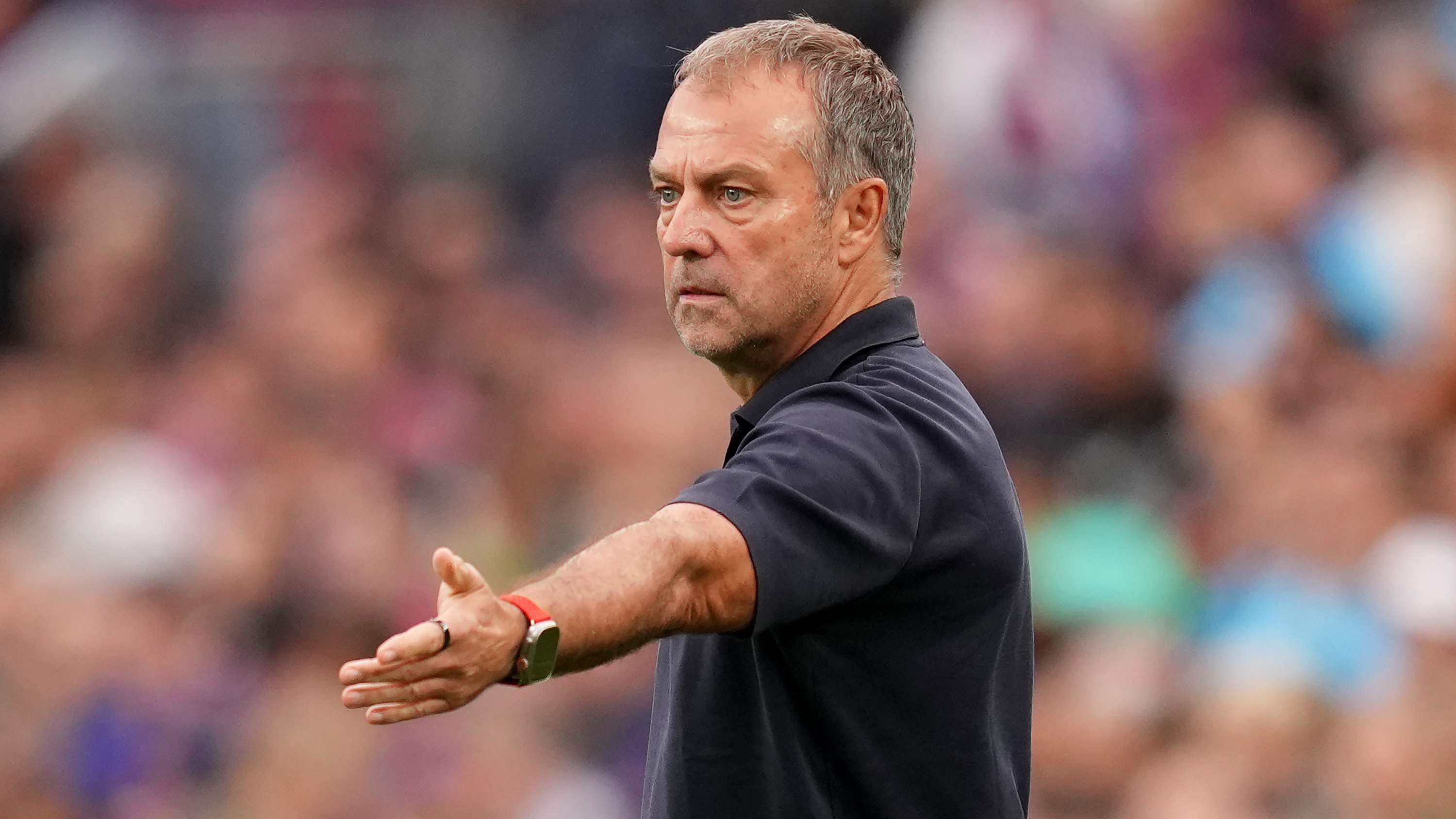 Urgent priority: Barcelona postpone their new project to meet Flick's request  