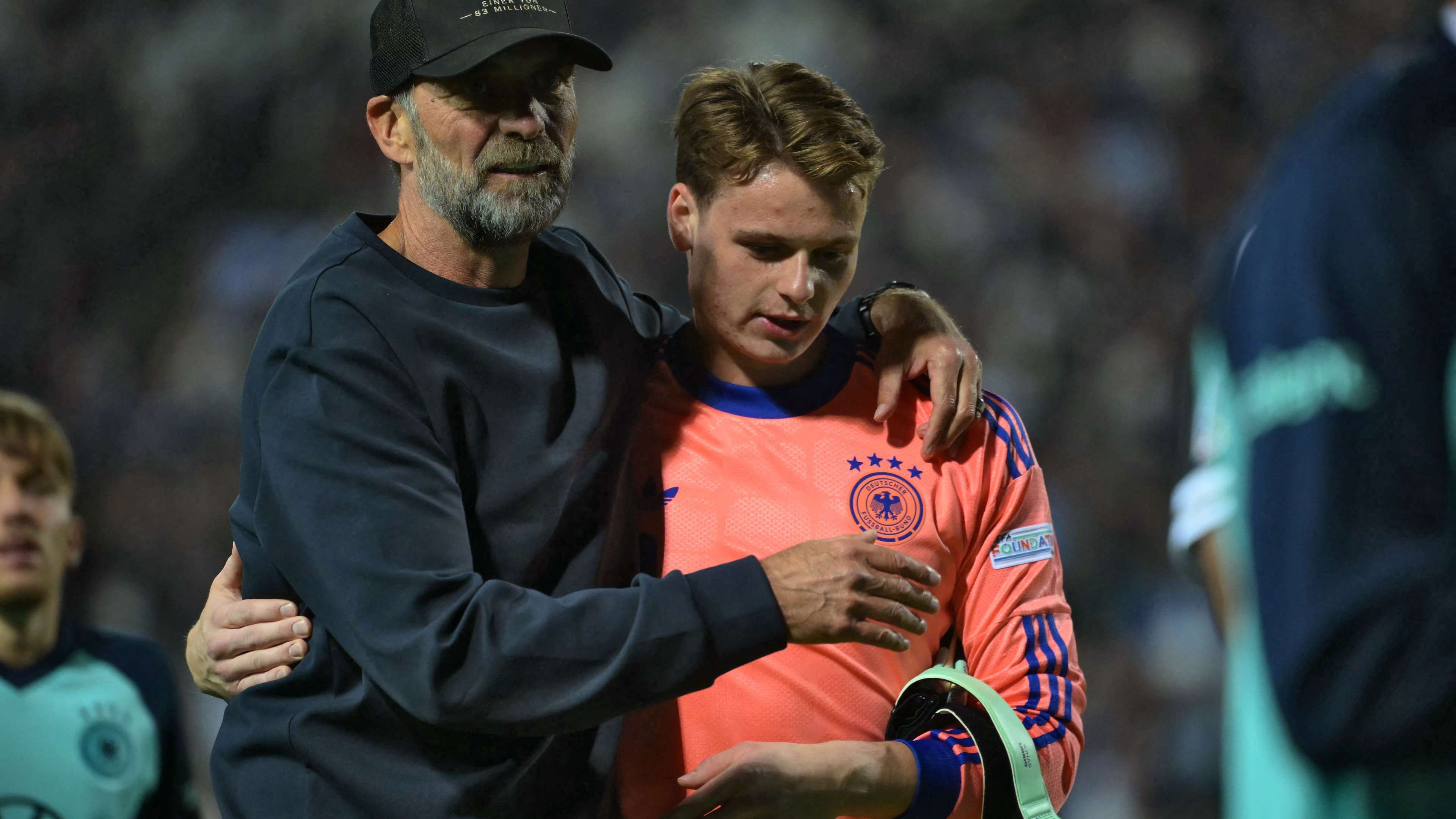 Almost unprecedented since 1977: What Urbig is even ahead of Neuer in  