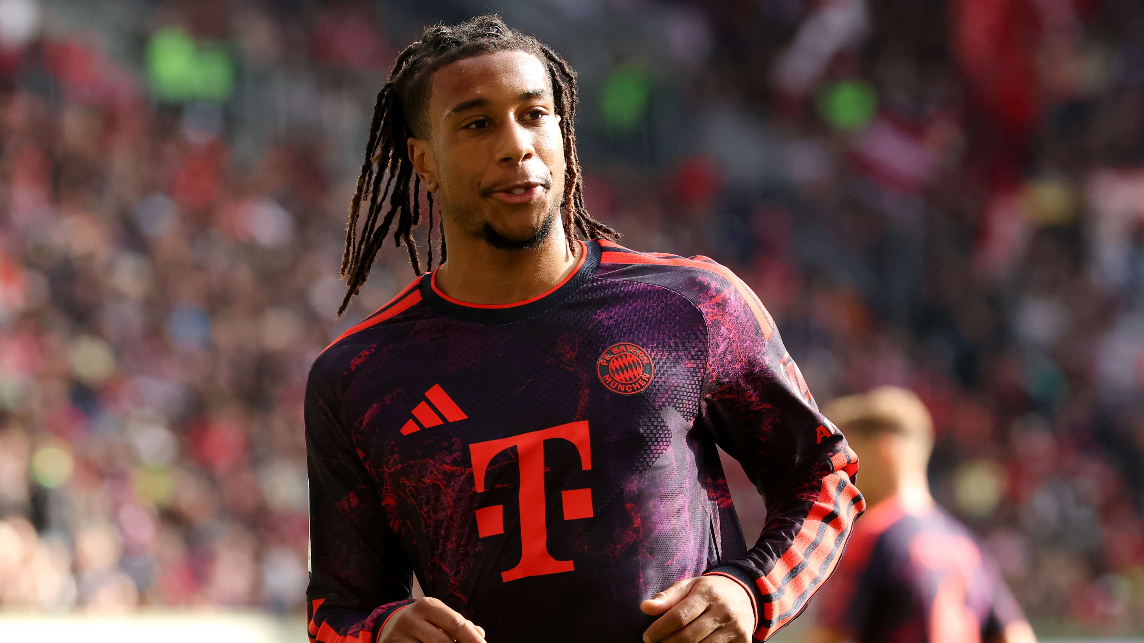 Bayern chief sends Real Madrid firm warning over Michael Olise  
