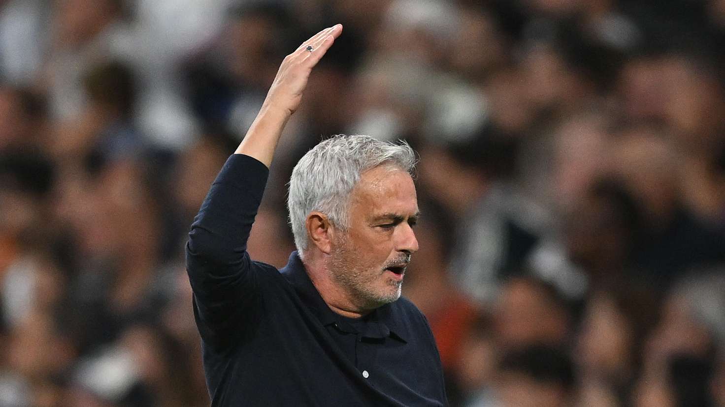 Mourinho boycotts presser after Vinicius red  