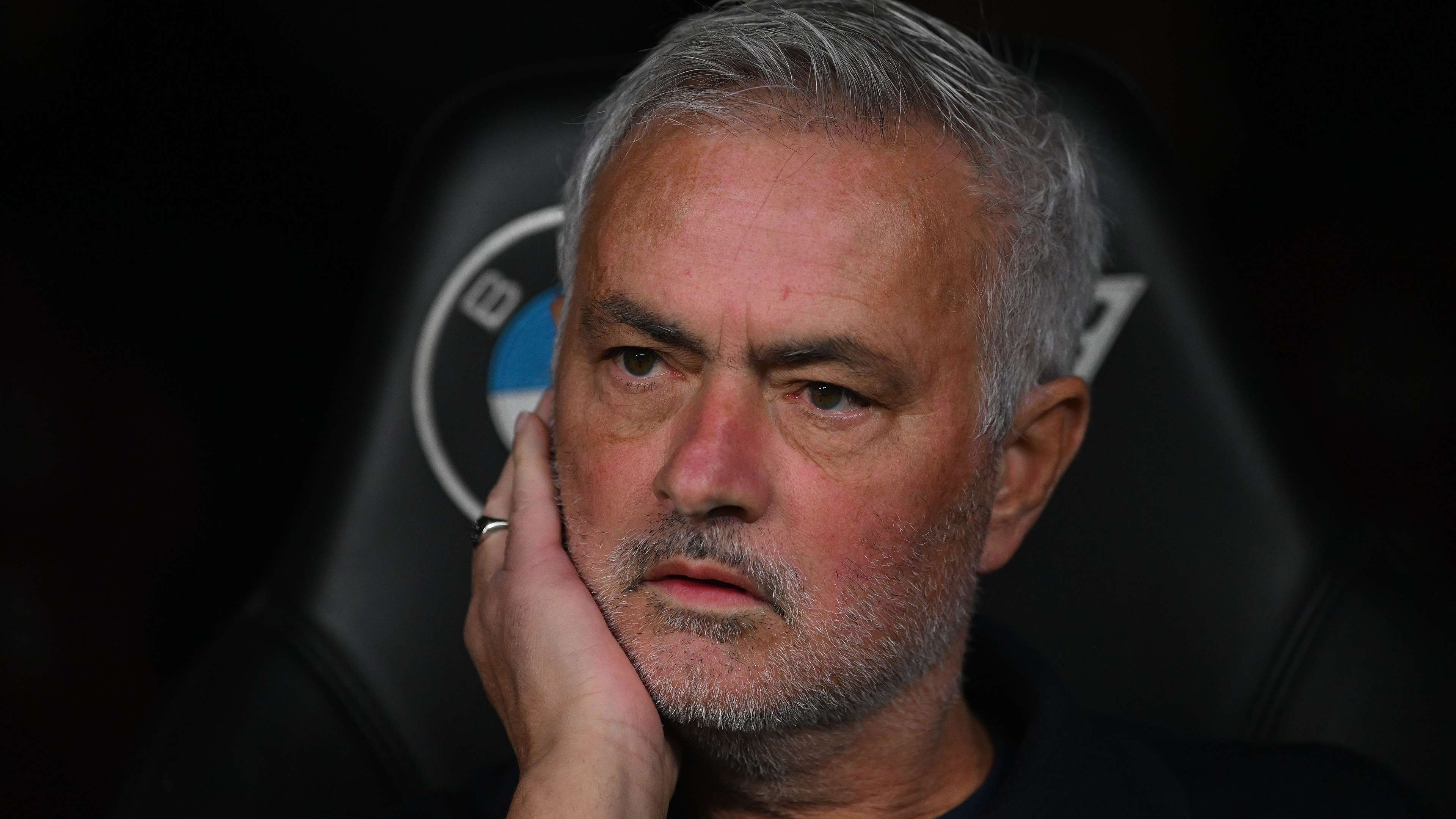 Mourinho settles Huijsen's situation and awaits the return of Real duo  