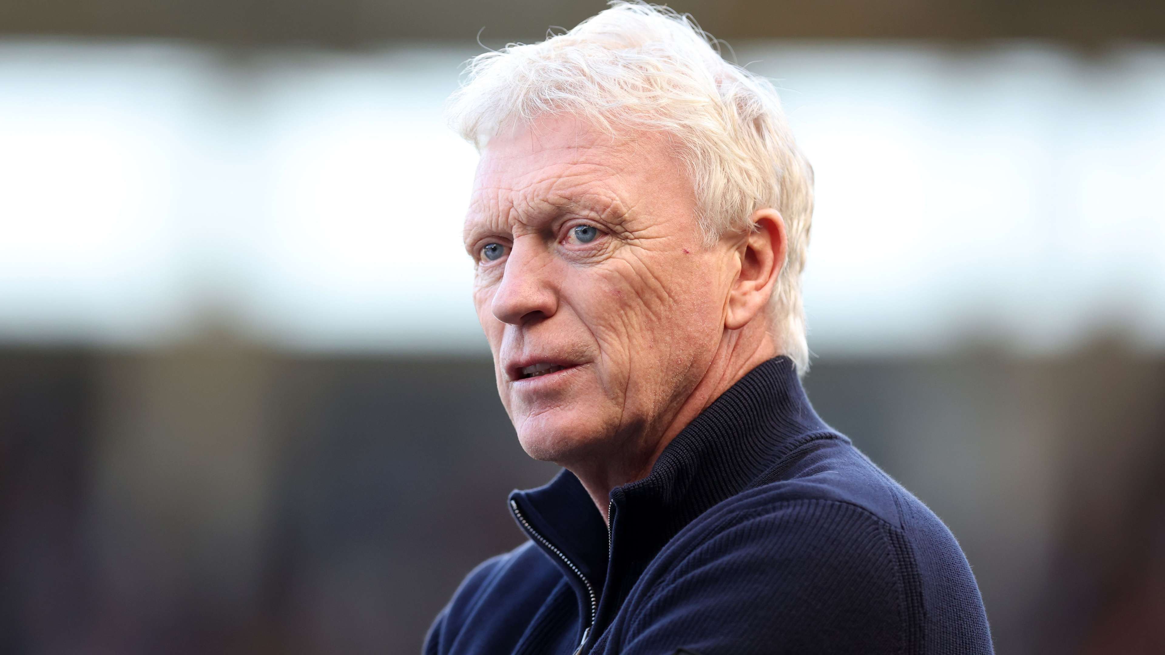 Moyes reveals Everton contract talks stall amid shock sale  