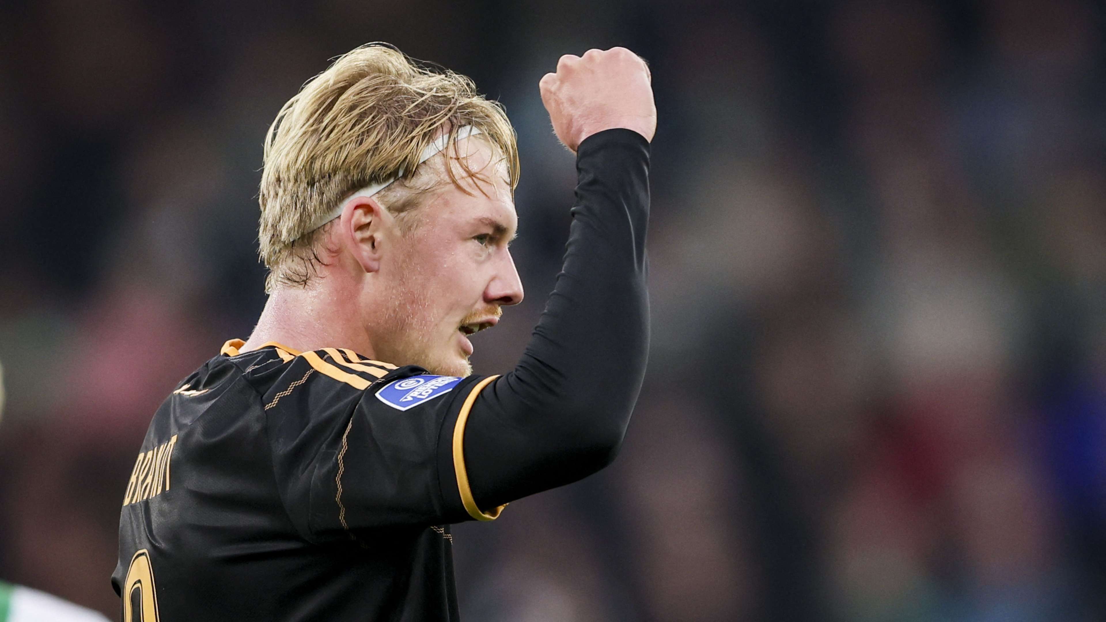 “Leave me alone”: Brandt hits back at van der Vaart  