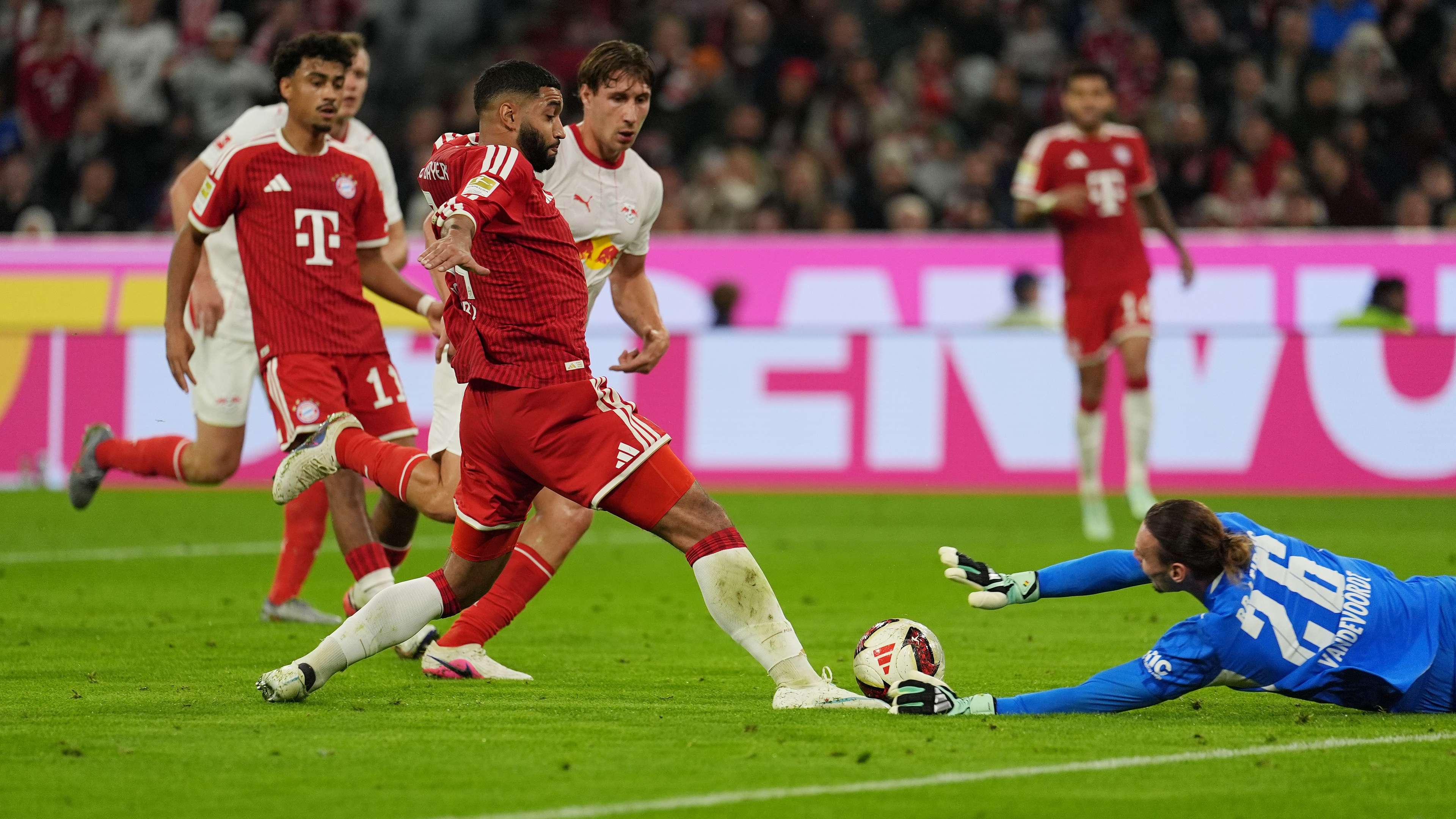 German newspapers see exactly the same thing happening with Ismael Saibari at Bayern Munich  