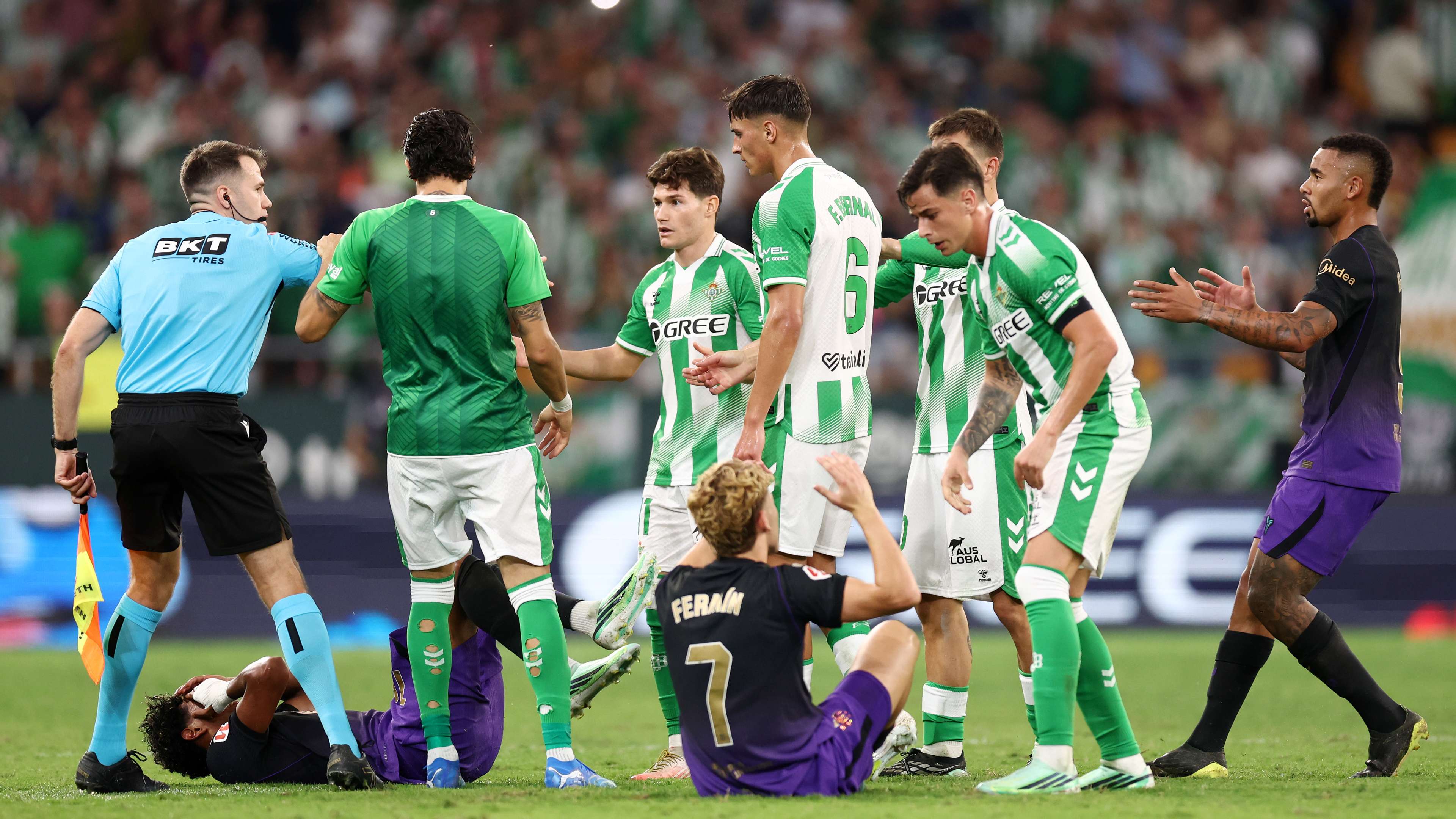 A painful blow for Barcelona before the Paris clash and the Clasico  