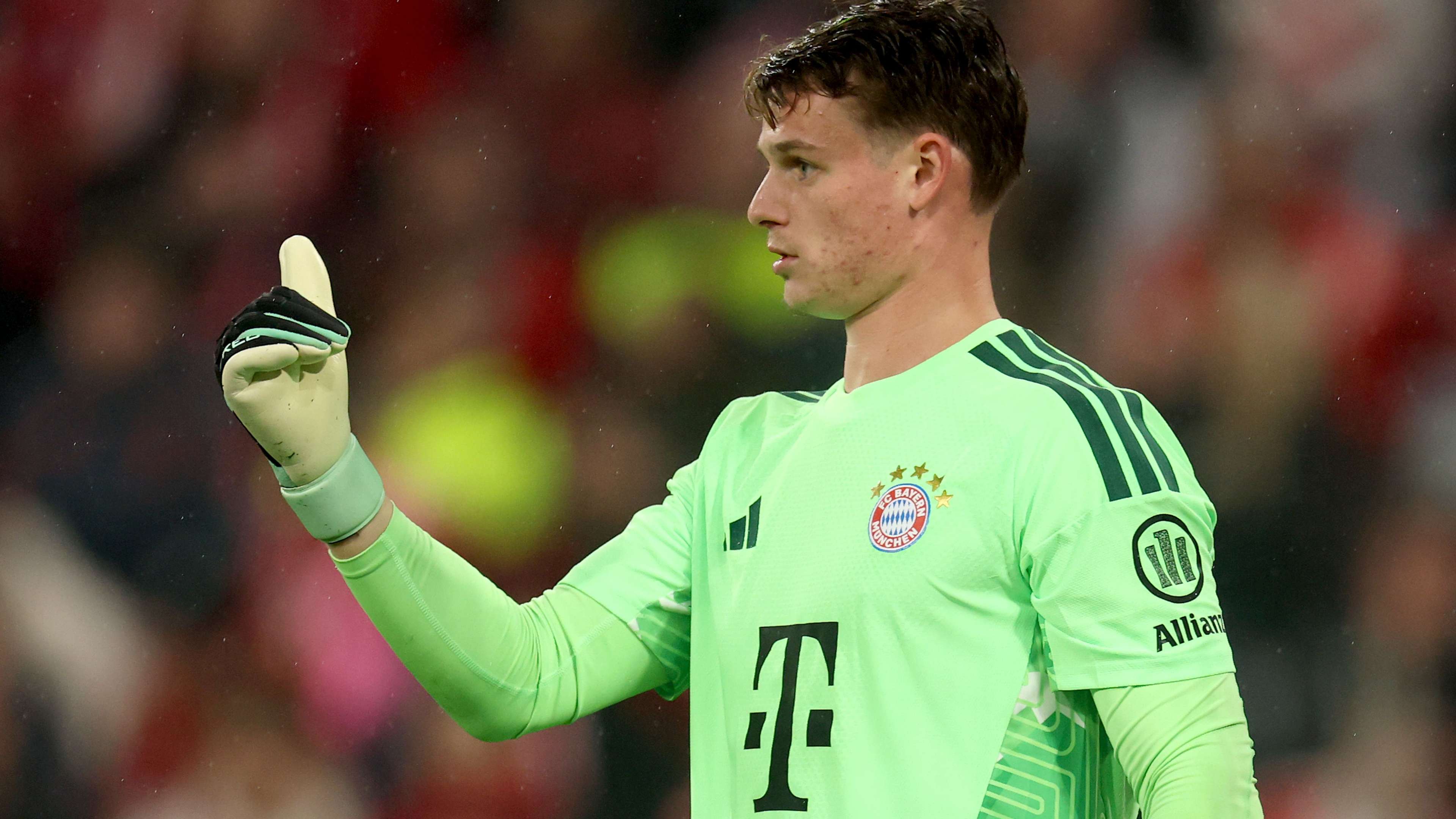 Despite major doubts: Bayern Munich see no alternative to Urbig  