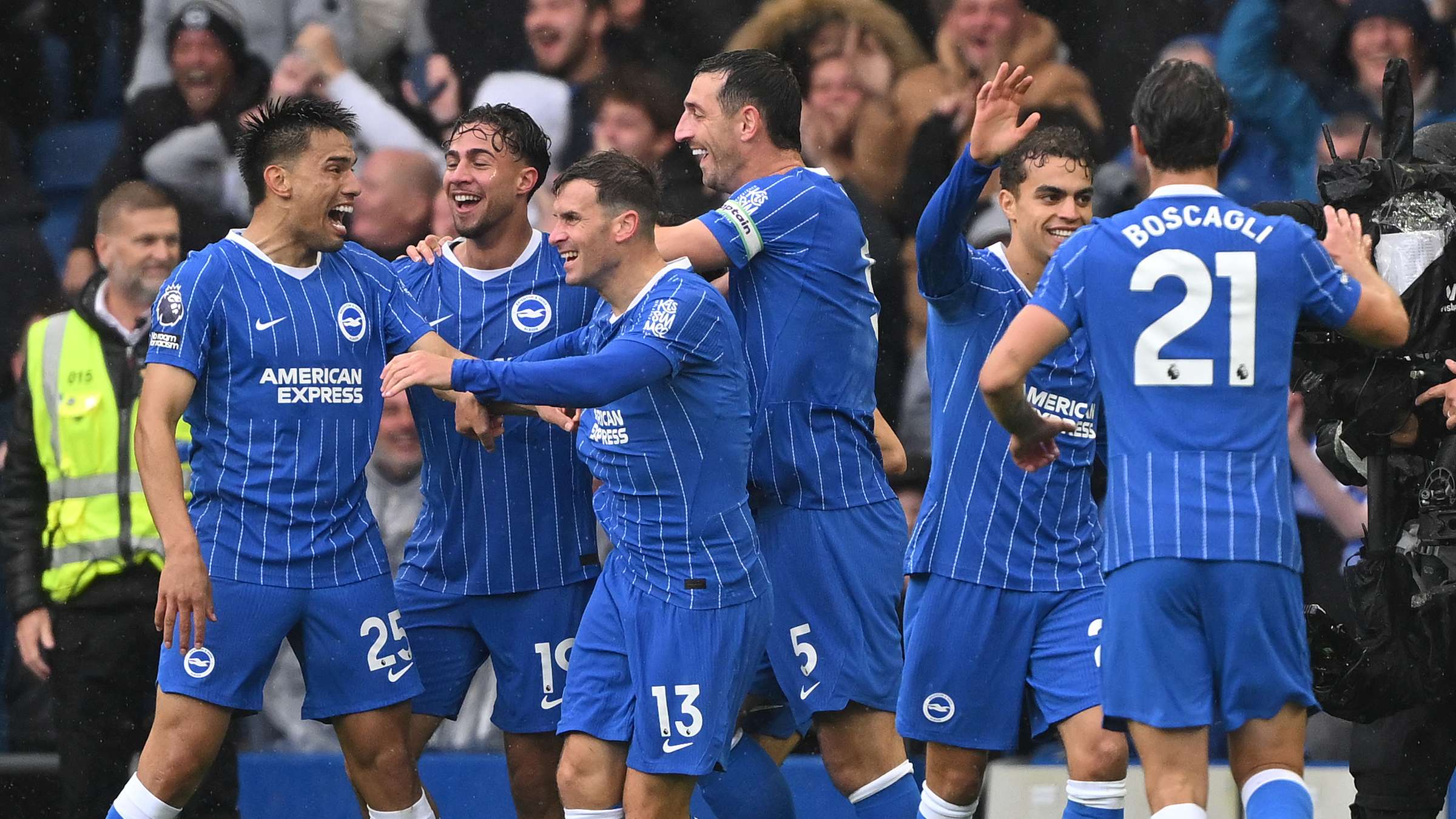 Gomez scores halfway line screamer as Brighton crush Palace  