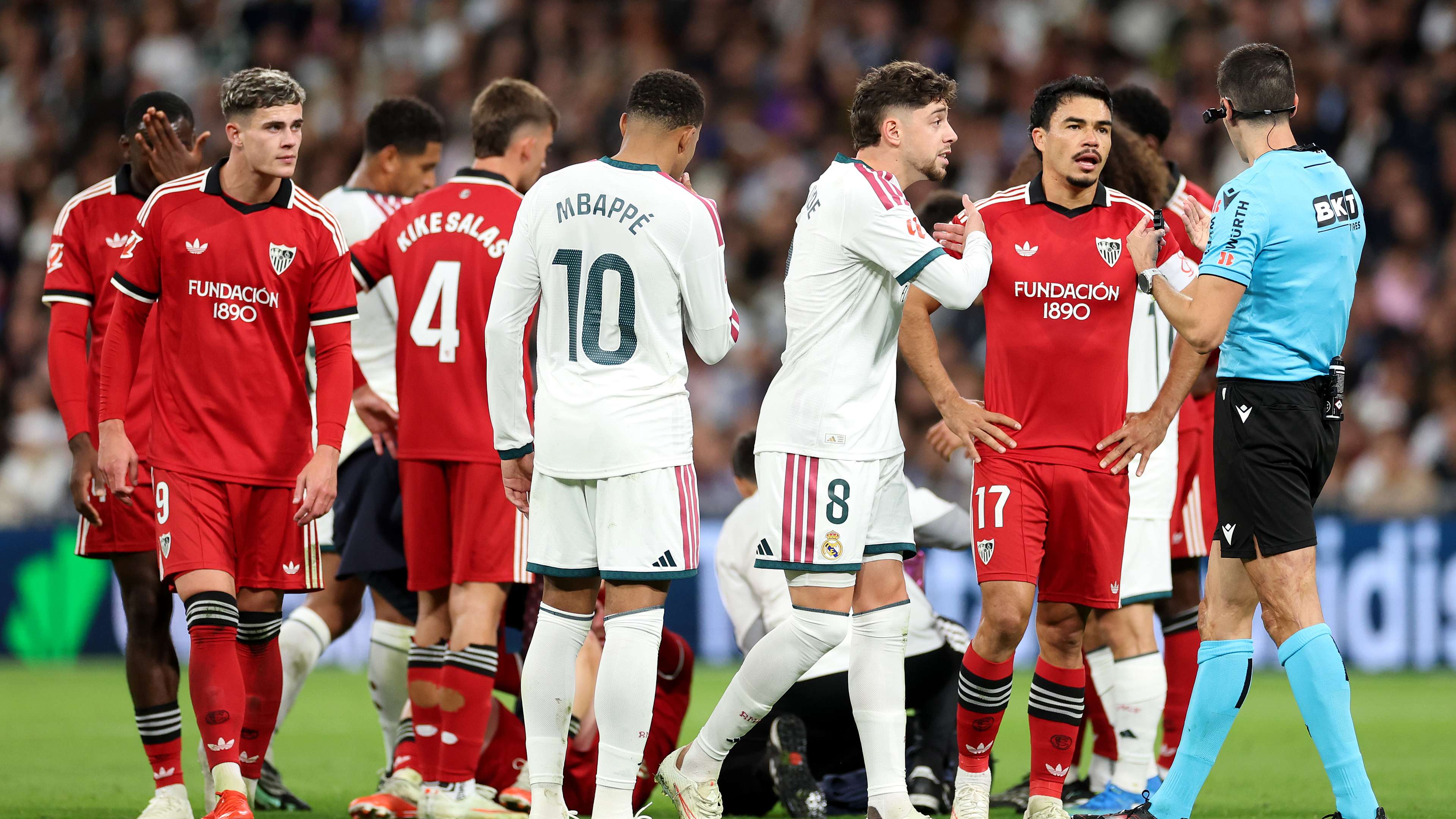 "Were the replays of the Güler incident with the Sevilla player hidden?": La Liga breaks its silence  