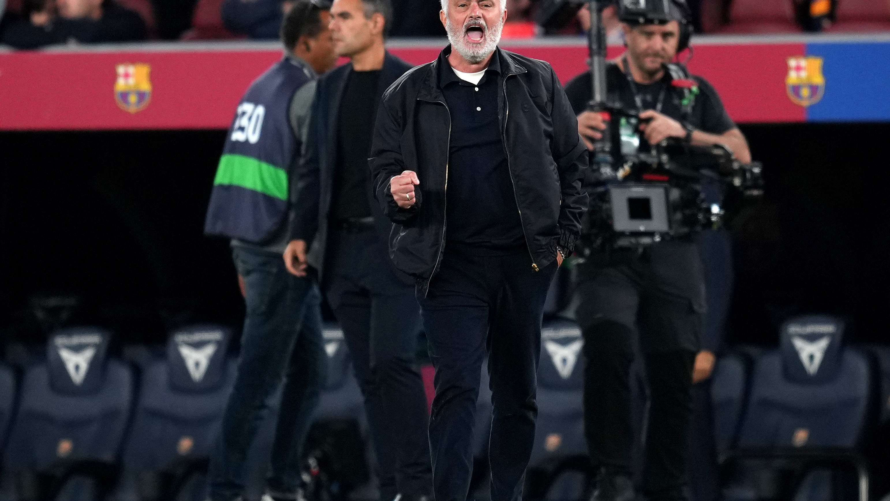 Racing coach challenges Mourinho: a bold message before the Real Madrid clash  