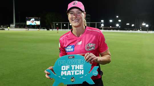 Last-ball thriller gives Sixers winning start  